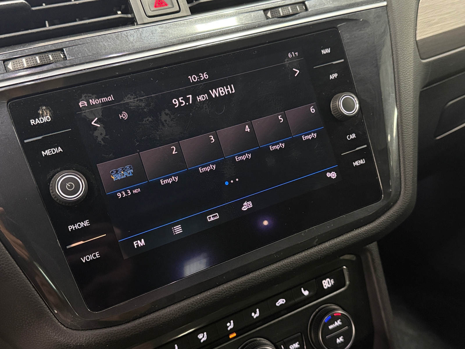 Thumbnail: 2018 Volkswagen Tiguan - 3