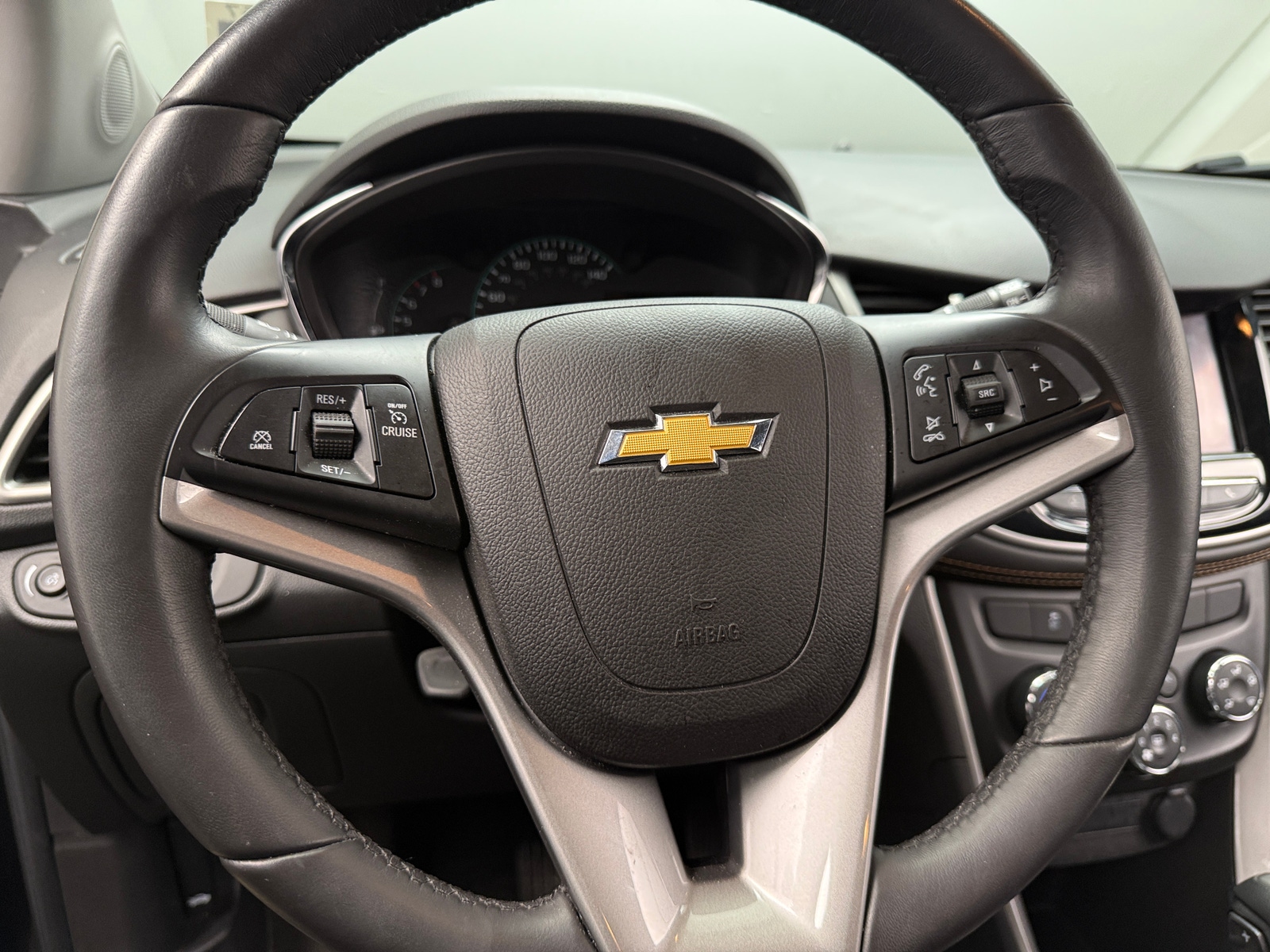 Thumbnail: 2021 Chevrolet Trax - 5