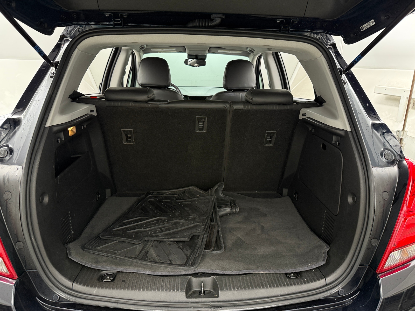 Thumbnail: 2021 Chevrolet Trax - 7