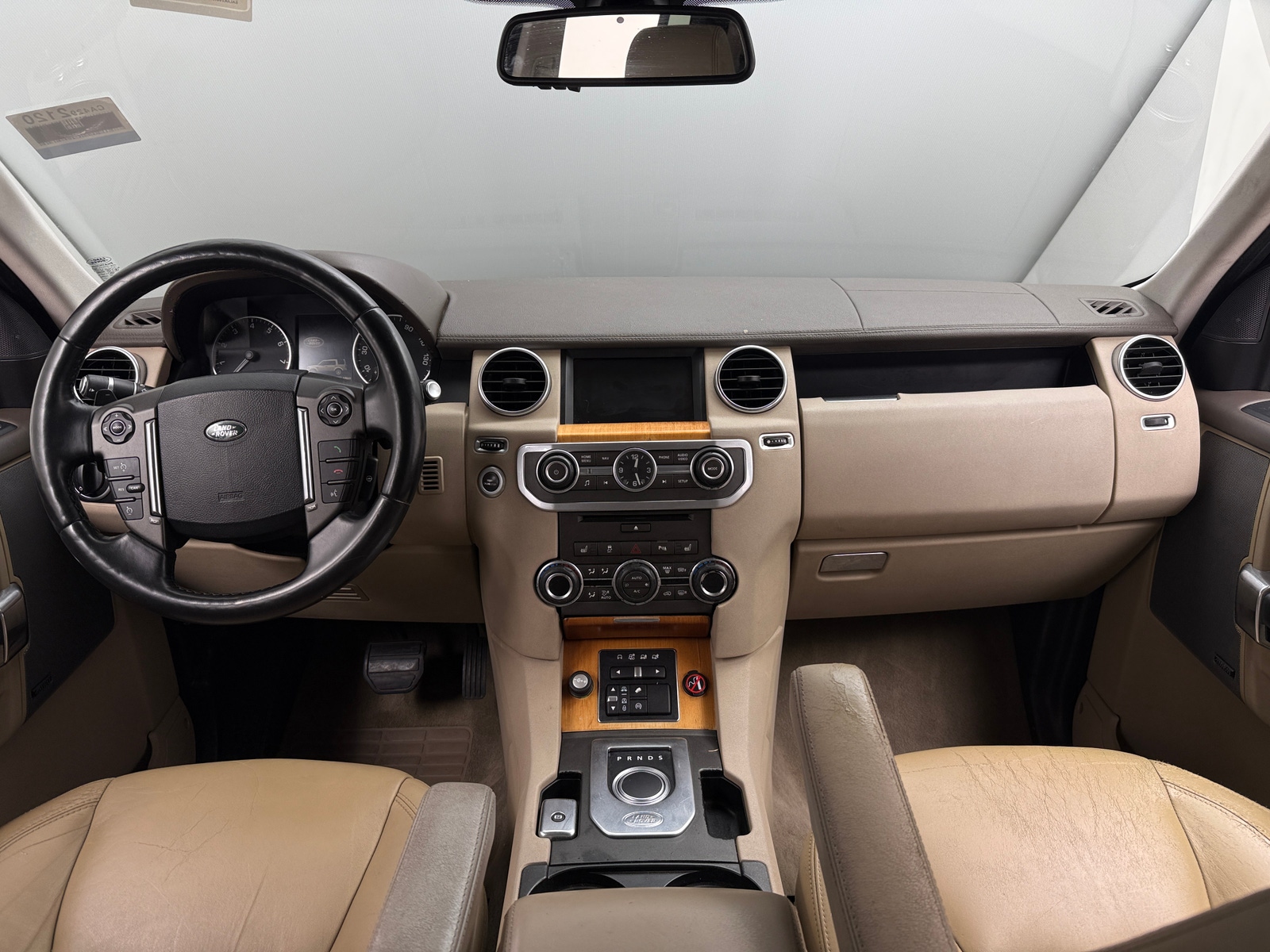 Thumbnail: 2015 Land Rover LR4 - 2