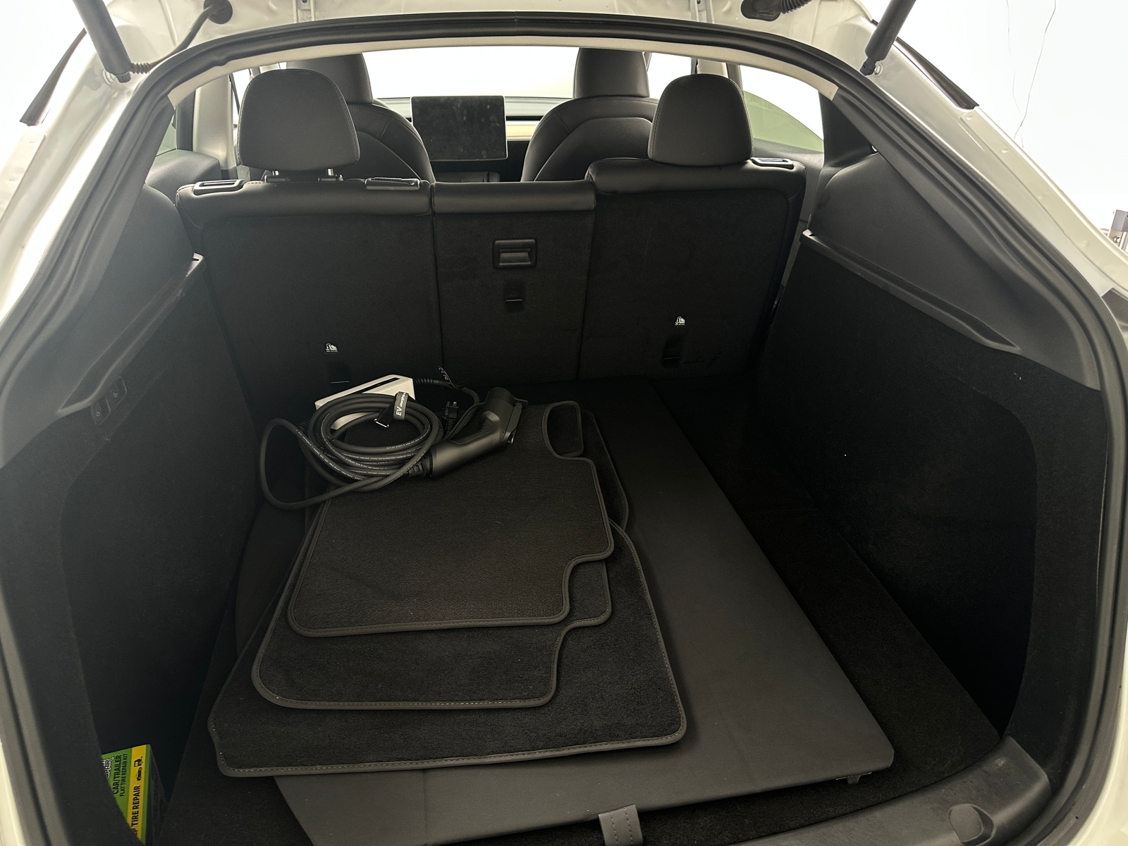 Thumbnail: 2023 Tesla Model Y - 6