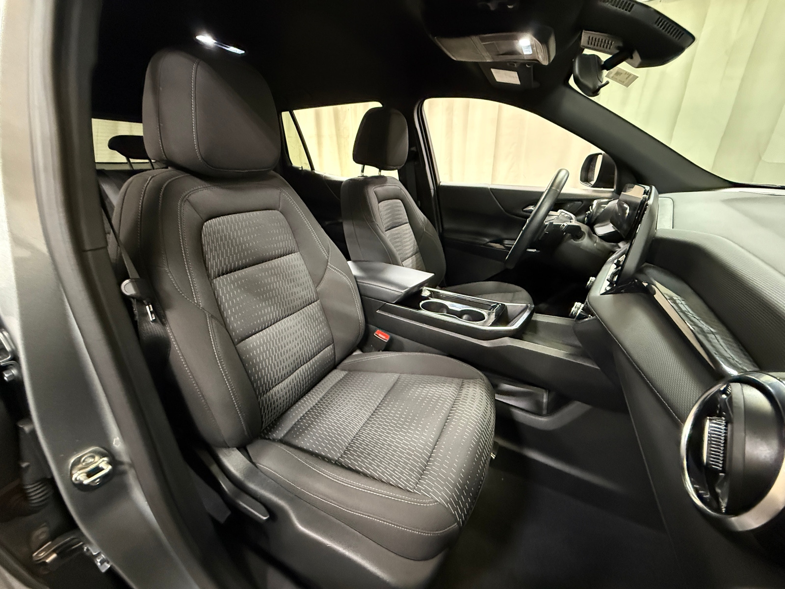 Thumbnail: 2025 Chevrolet Equinox - 2