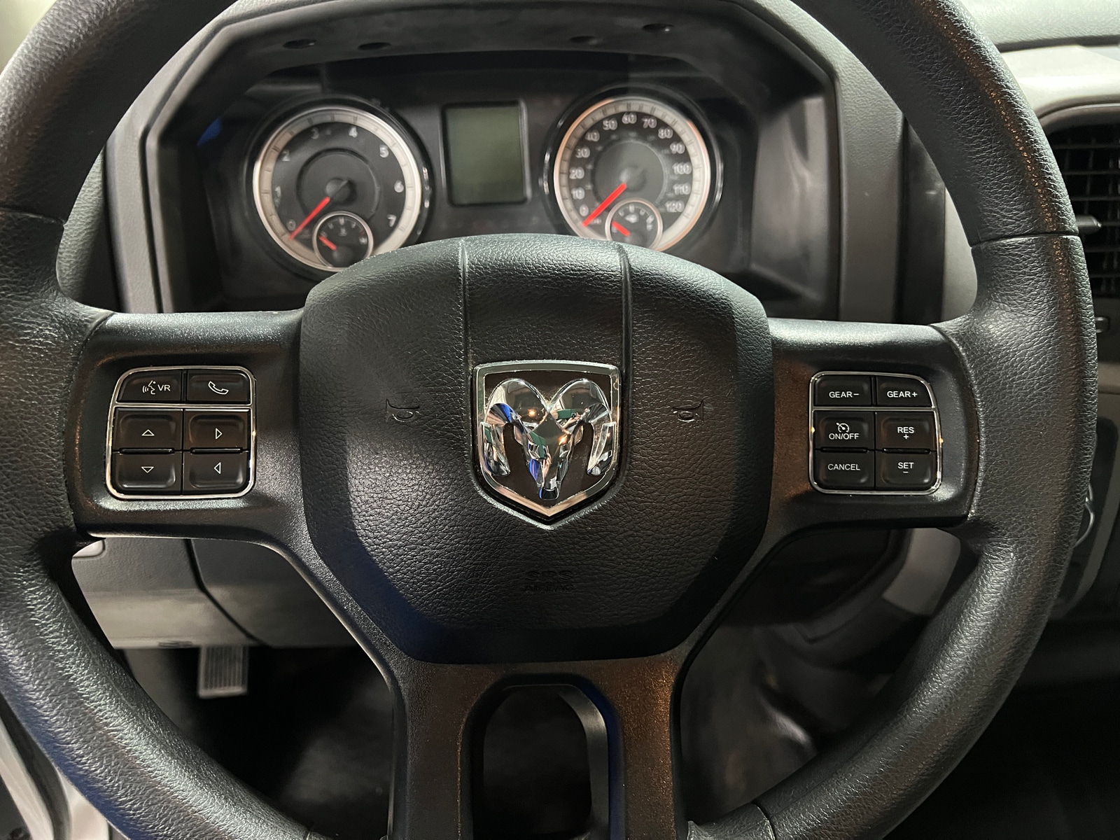 Thumbnail: 2020 RAM 1500 Classic - 4