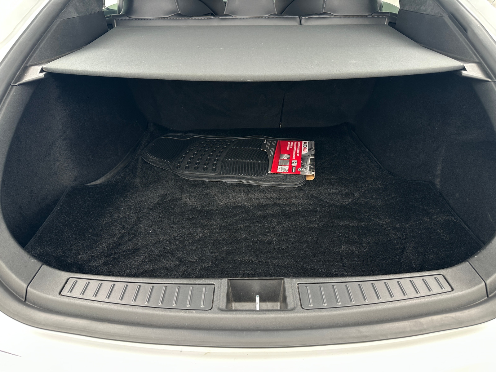 Thumbnail: 2020 Tesla Model S - 6