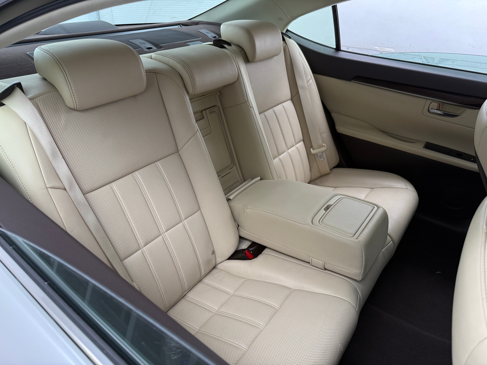 Thumbnail: 2016 Lexus ES - 5