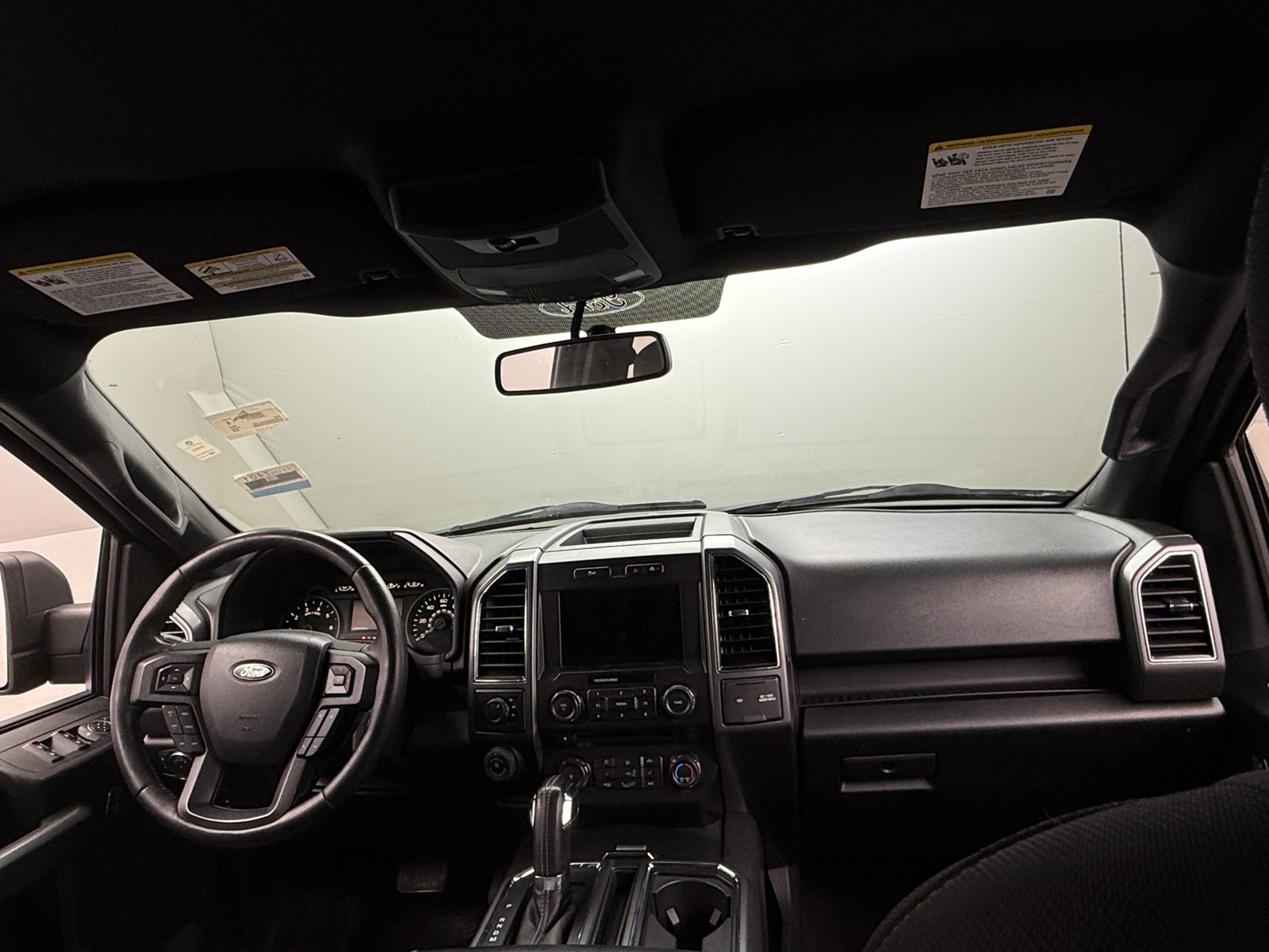 Thumbnail: 2018 Ford Econoline - 3