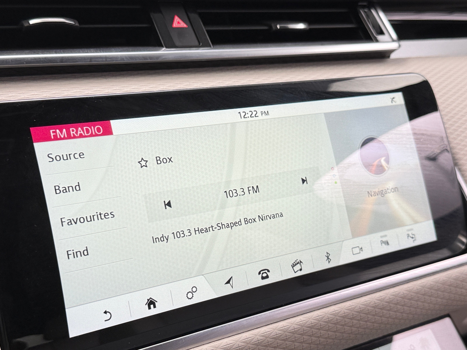 Thumbnail: 2019 Land Rover Range Rover Velar - 3