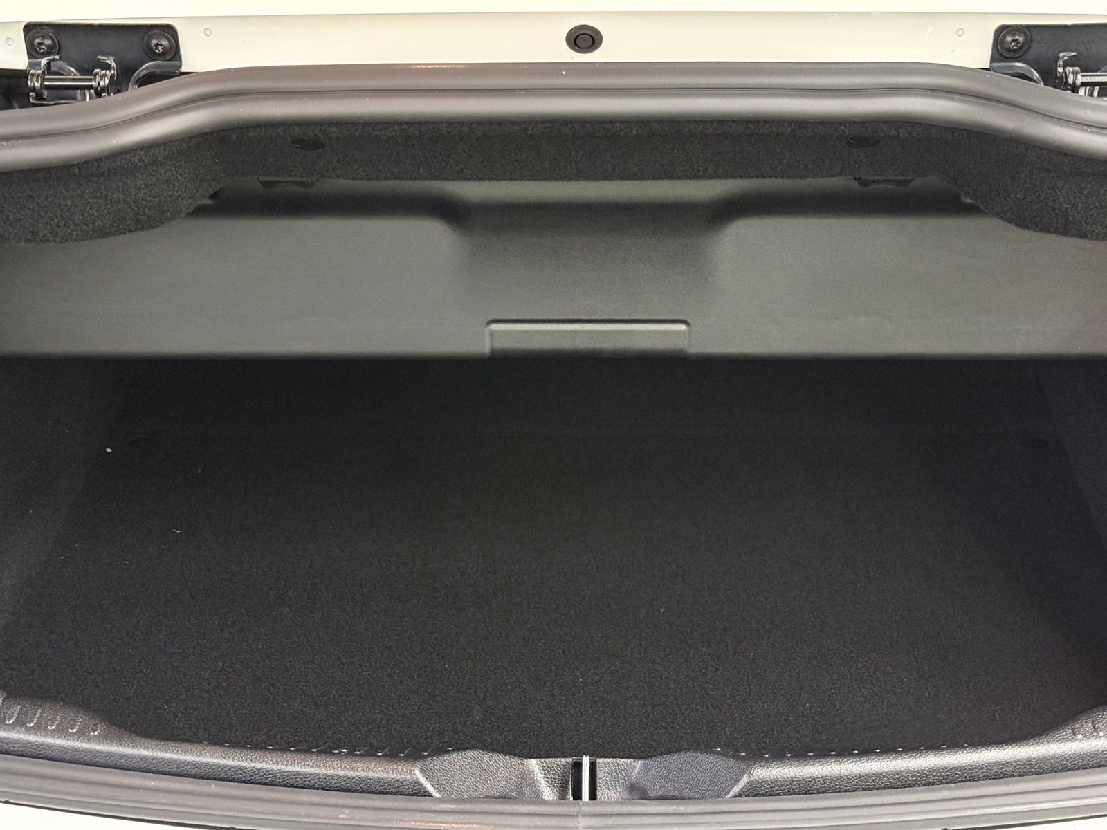 Thumbnail: 2018 Mercedes-Benz C-Class - 6