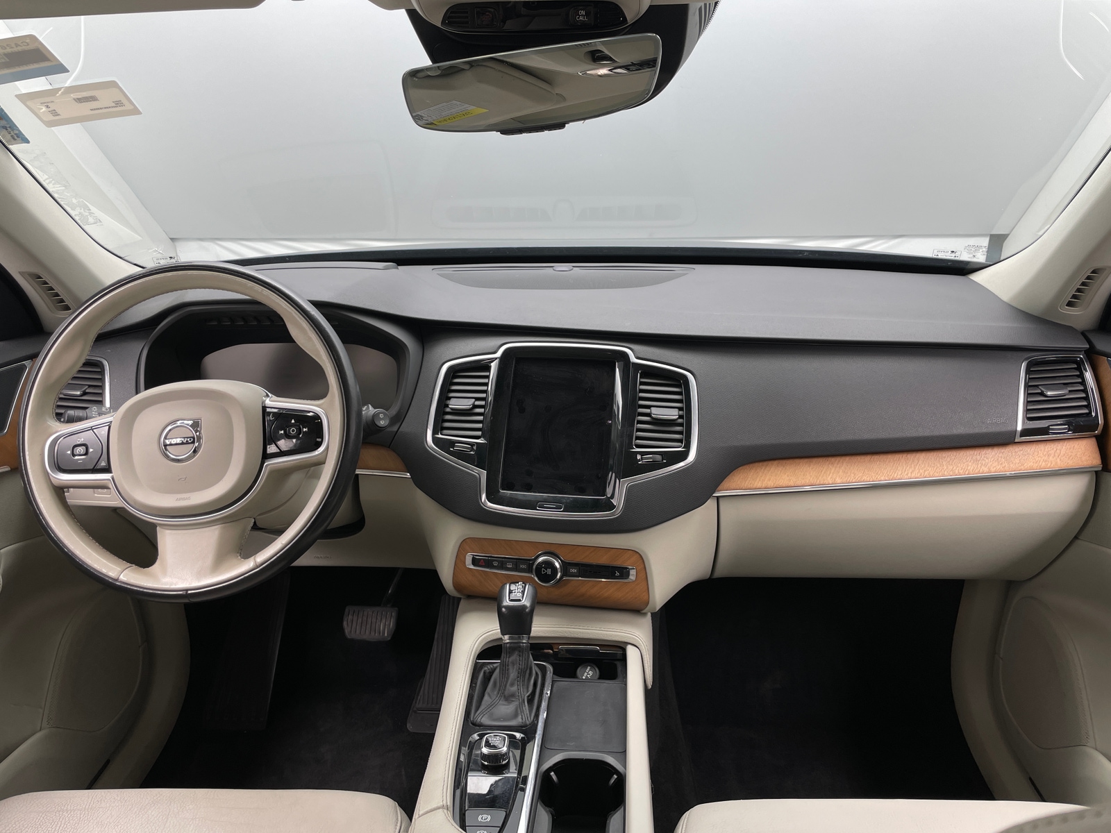 Thumbnail: 2022 Volvo XC90 - 2