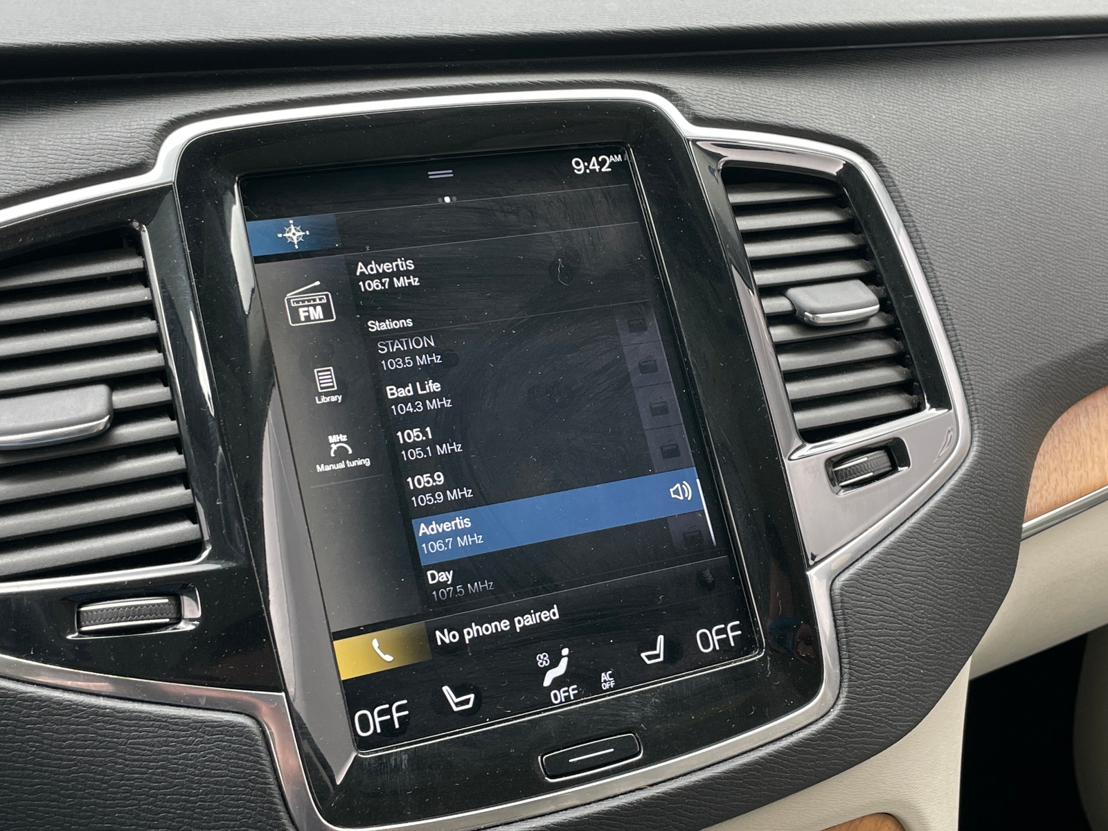 Thumbnail: 2022 Volvo XC90 - 3