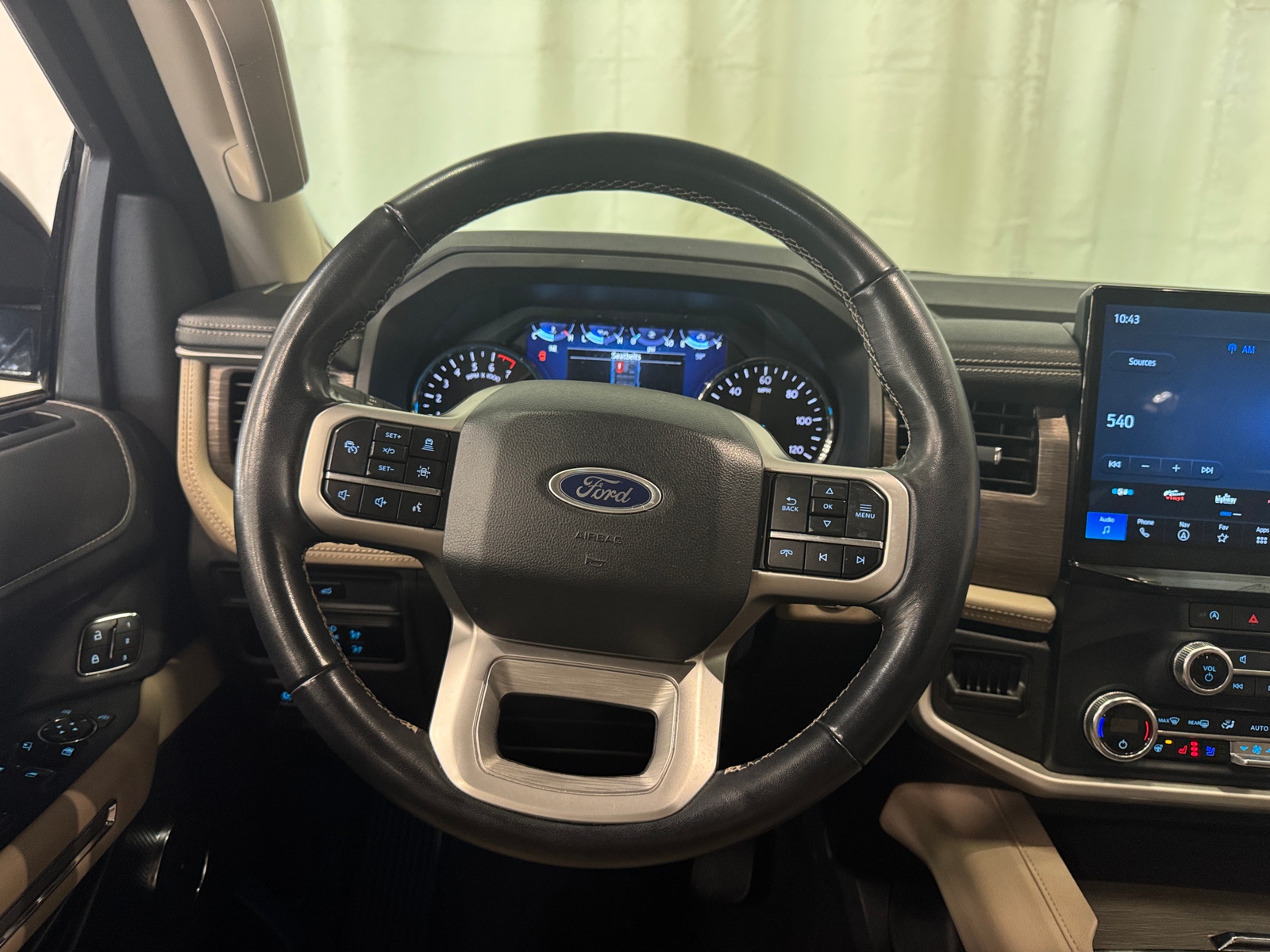 Thumbnail: 2024 Ford Expedition MAX - 4