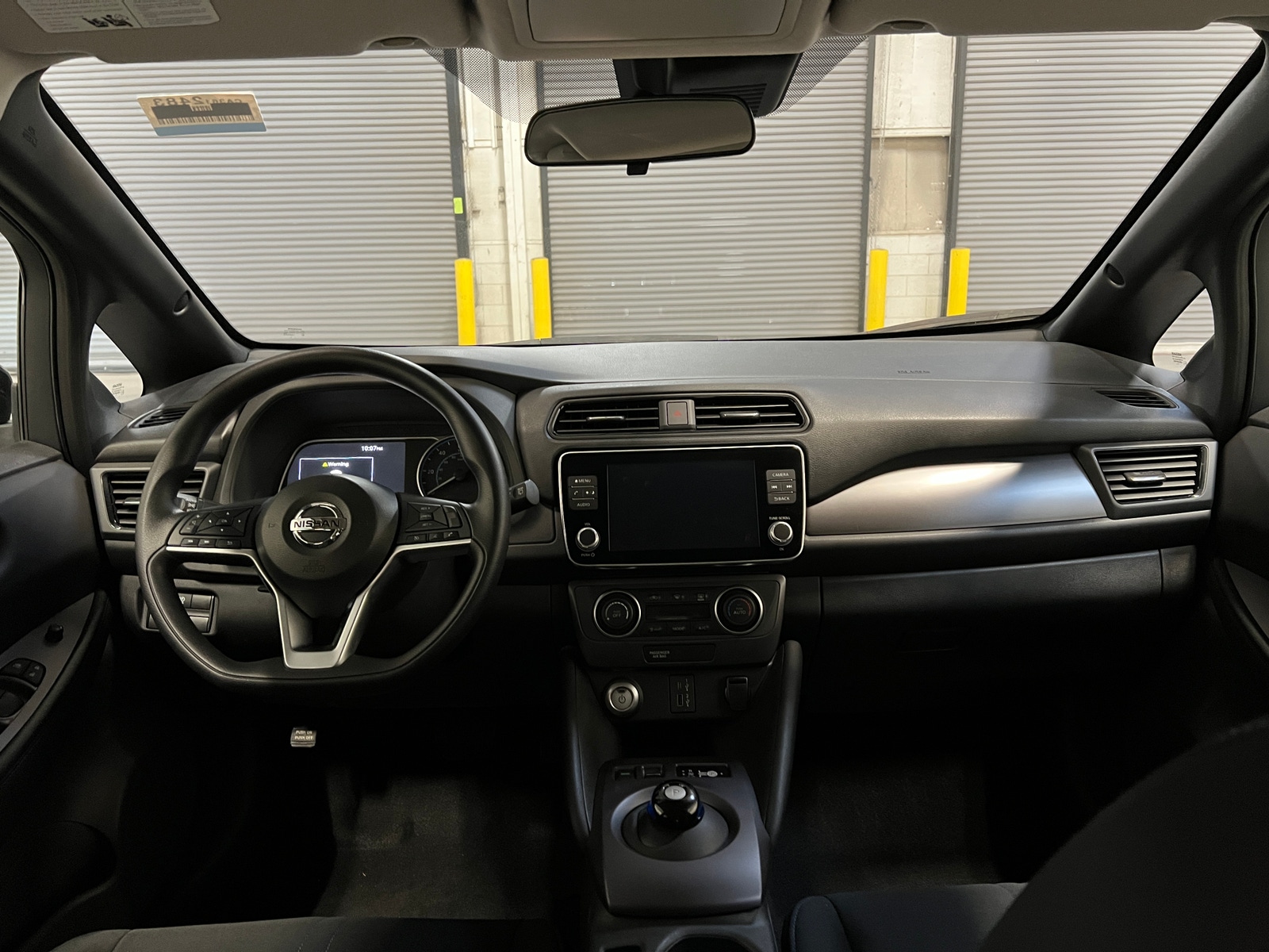 Thumbnail: 2022 Nissan Leaf - 3