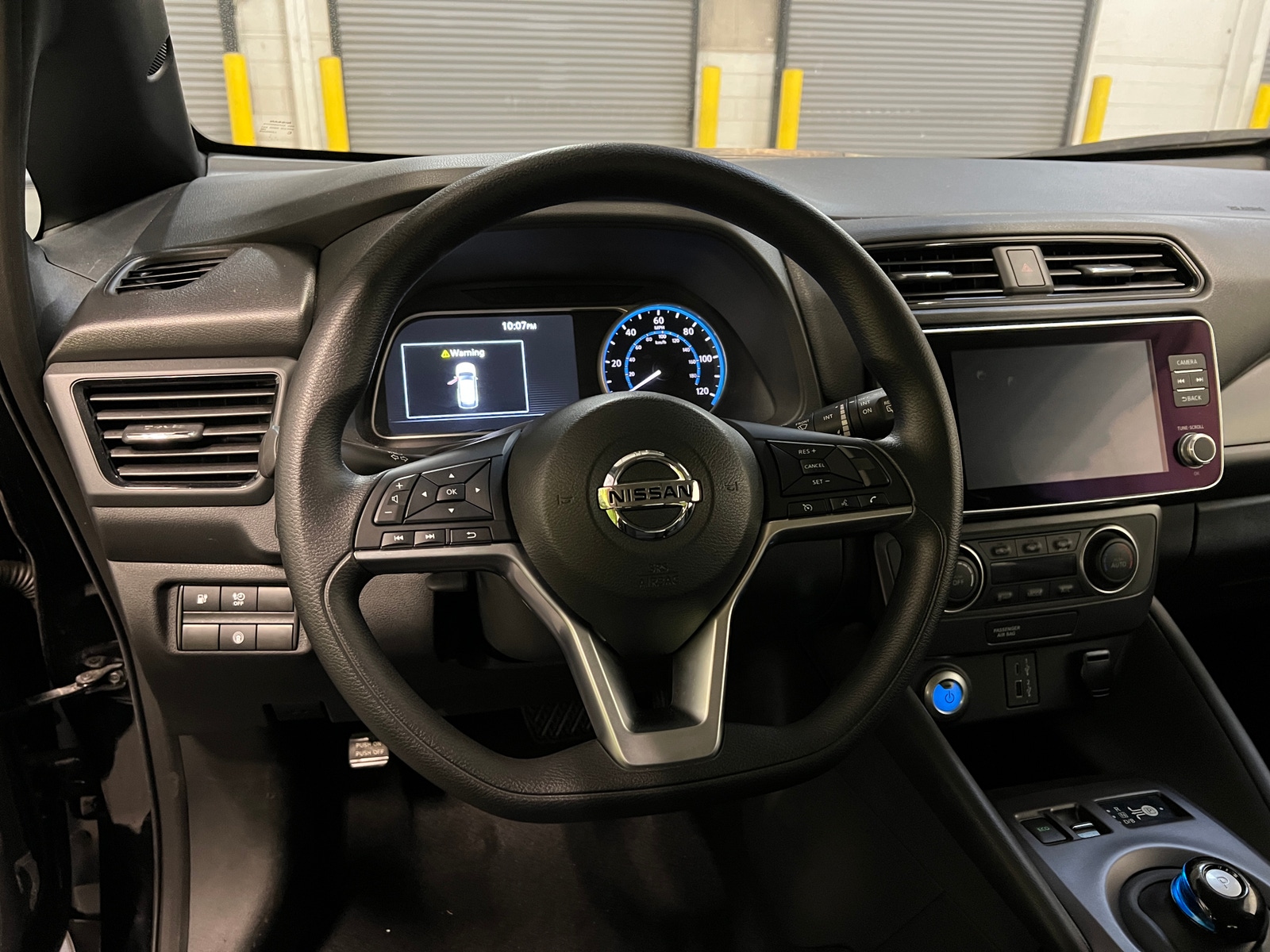 Thumbnail: 2022 Nissan Leaf - 5