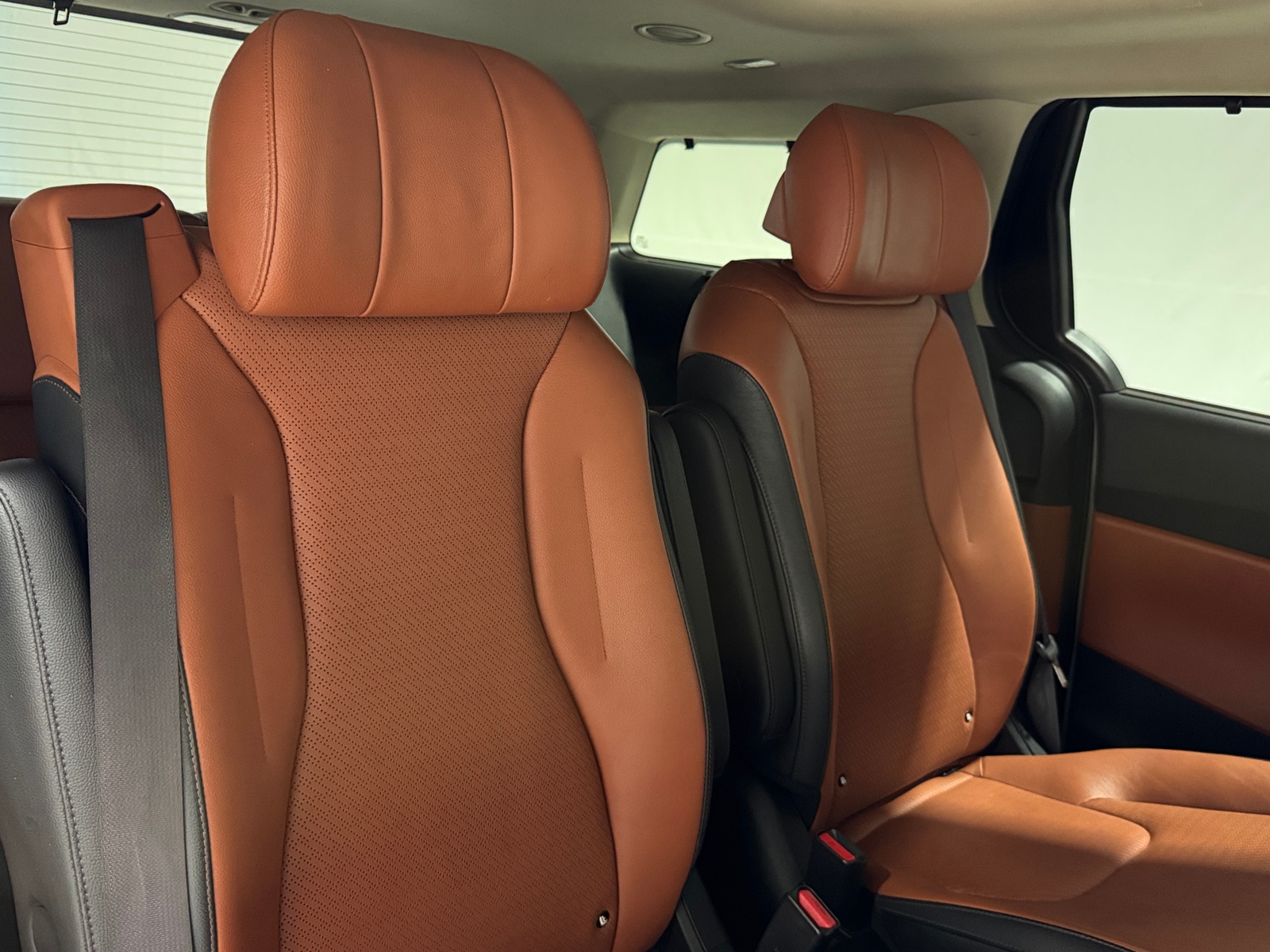 Thumbnail: 2023 Kia Carnival - 5