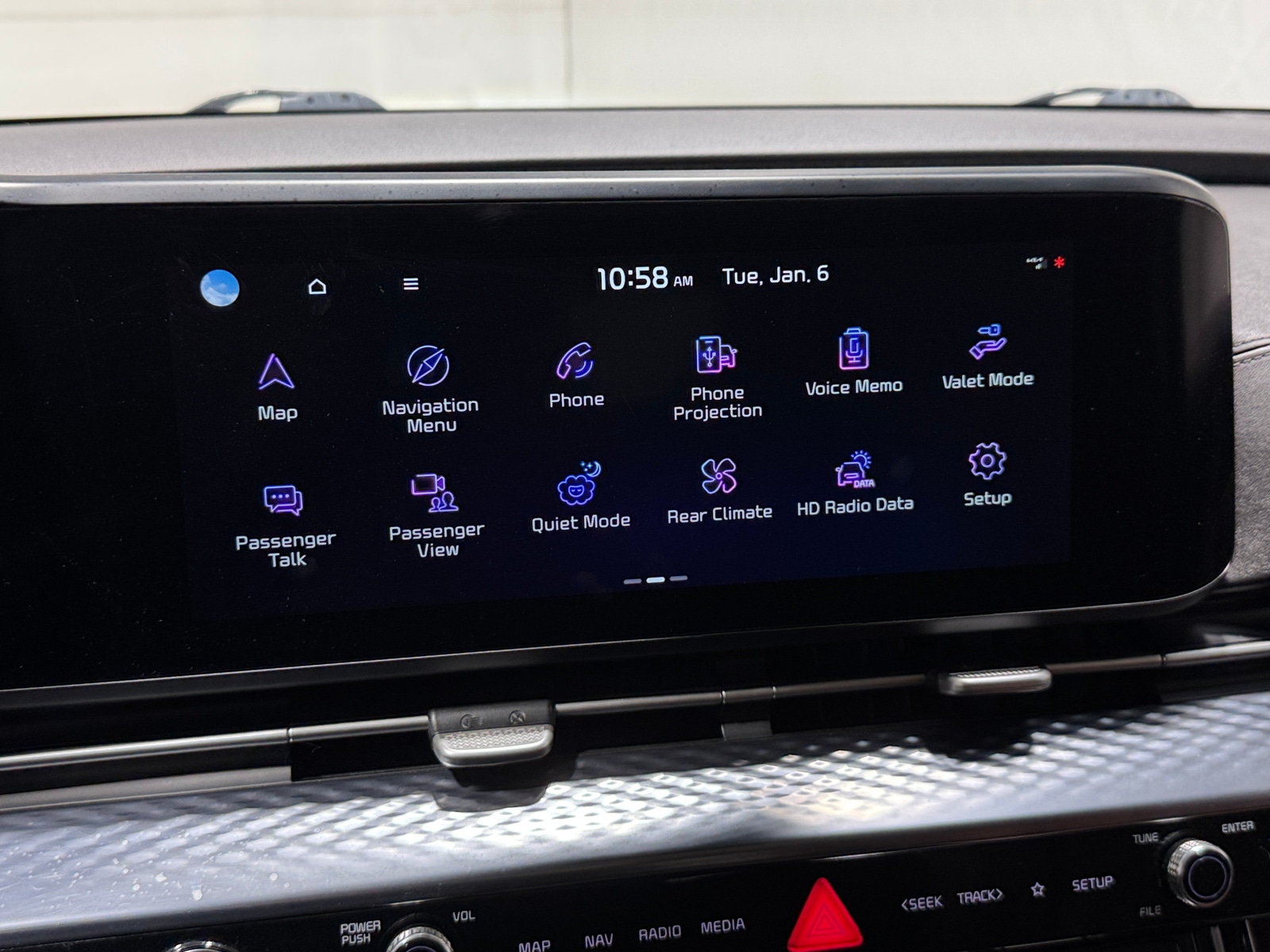 Thumbnail: 2023 Kia Carnival - 3