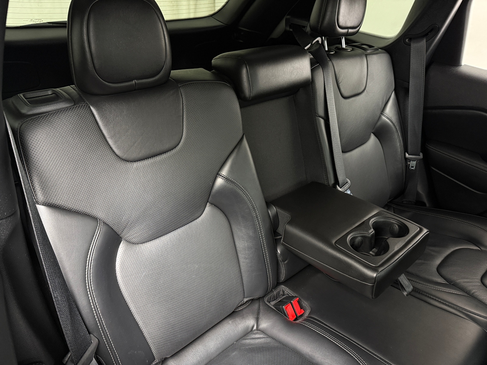 Thumbnail: 2020 Jeep Cherokee - 5