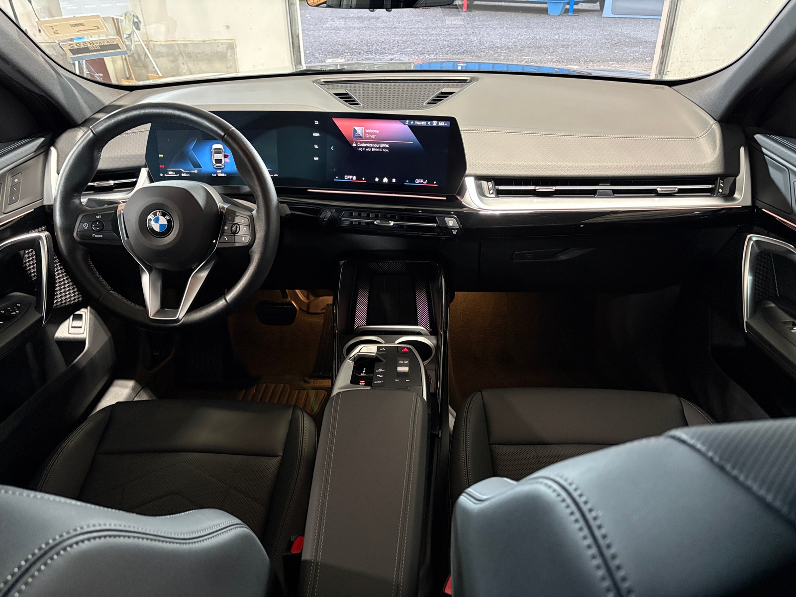 Thumbnail: 2025 BMW X2 - 2