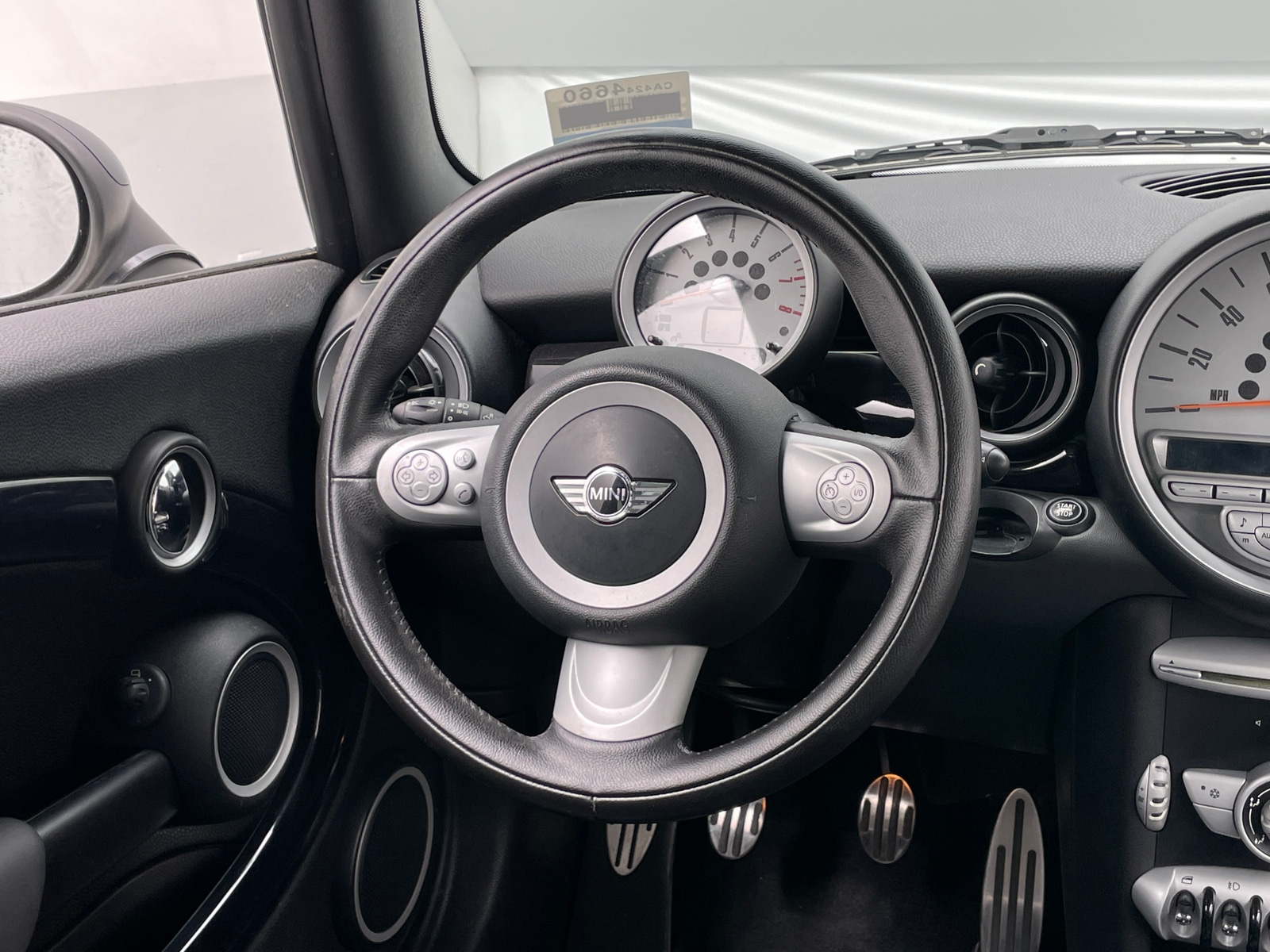 Thumbnail: 2010 MINI Cooper Clubman - 5