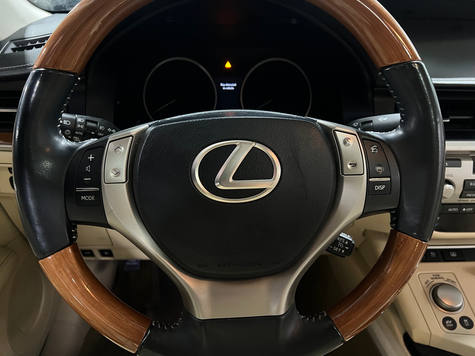 Thumbnail: 2013 Lexus ES - 4