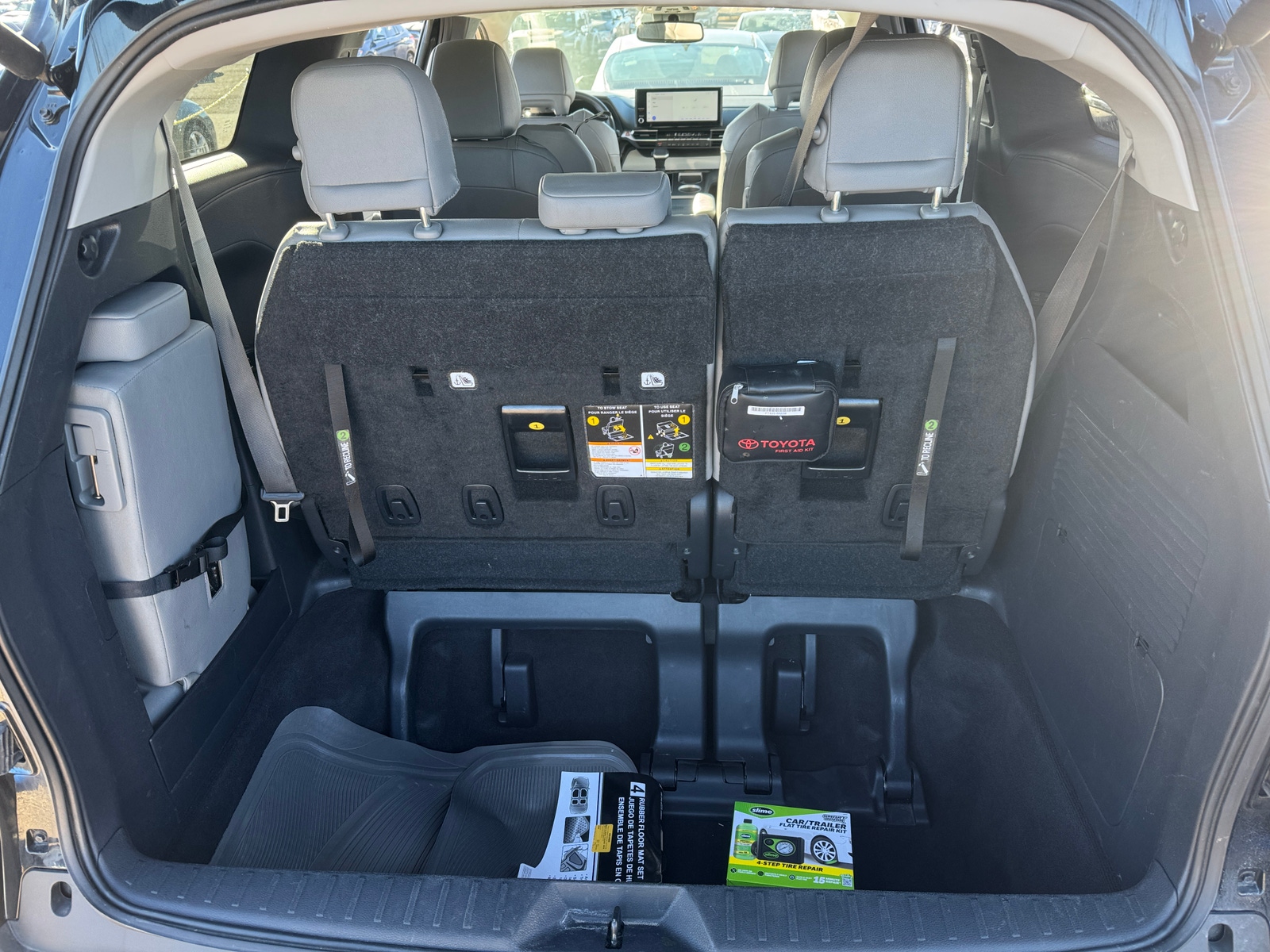 Thumbnail: 2025 Toyota Sienna - 6