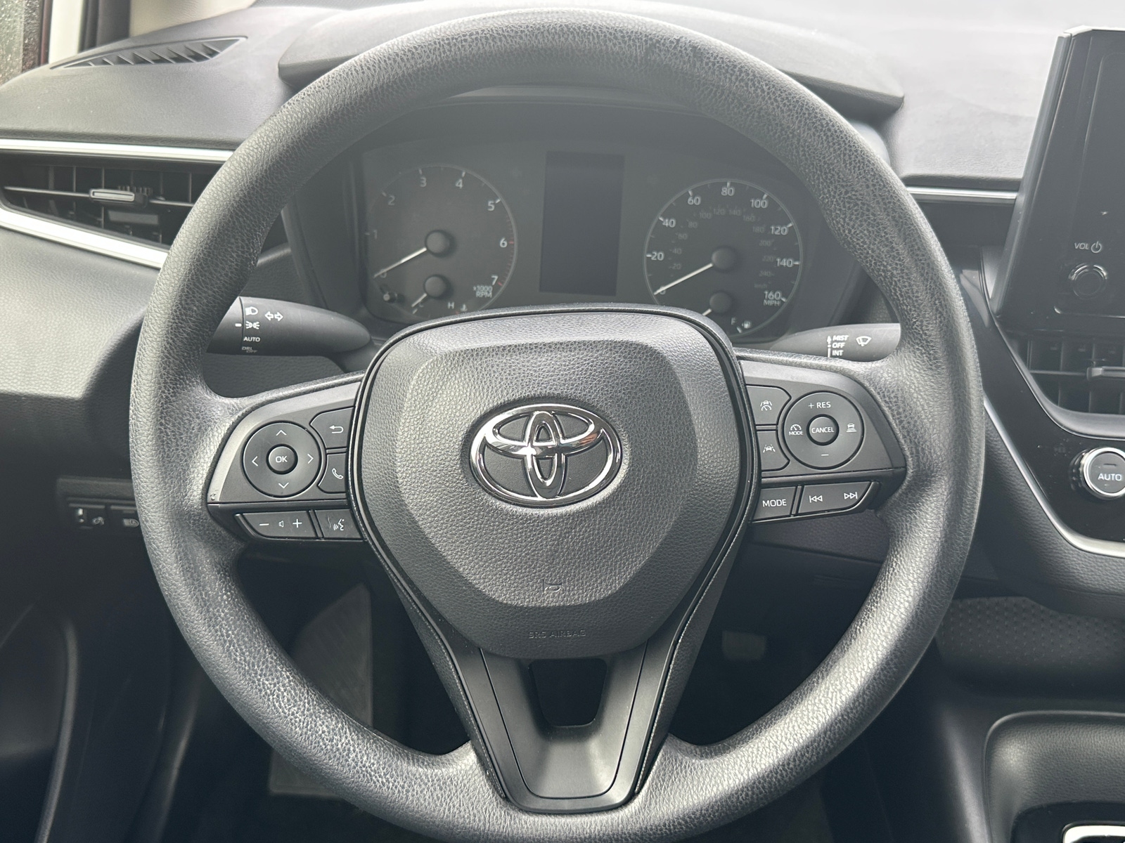 Thumbnail: 2025 Toyota Corolla - 5