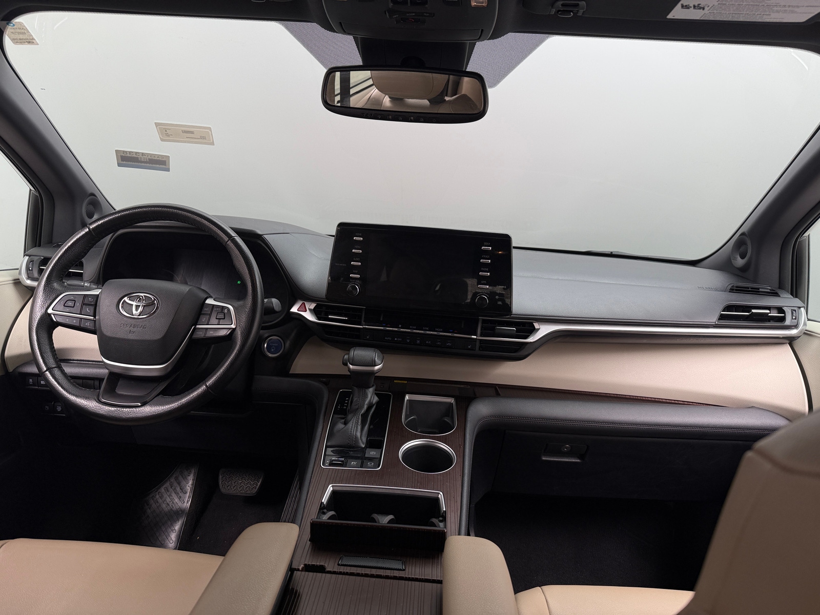 Thumbnail: 2021 Toyota Sienna - 2