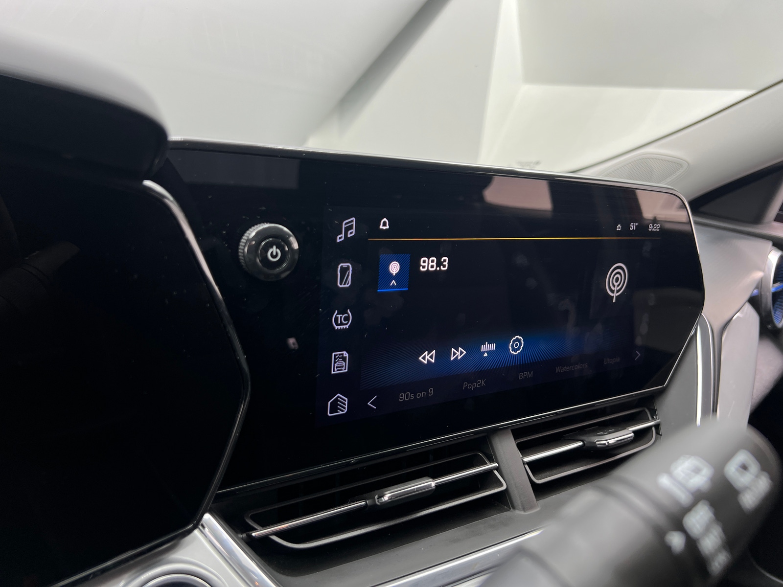 Thumbnail: 2025 Chevrolet Trax - 4