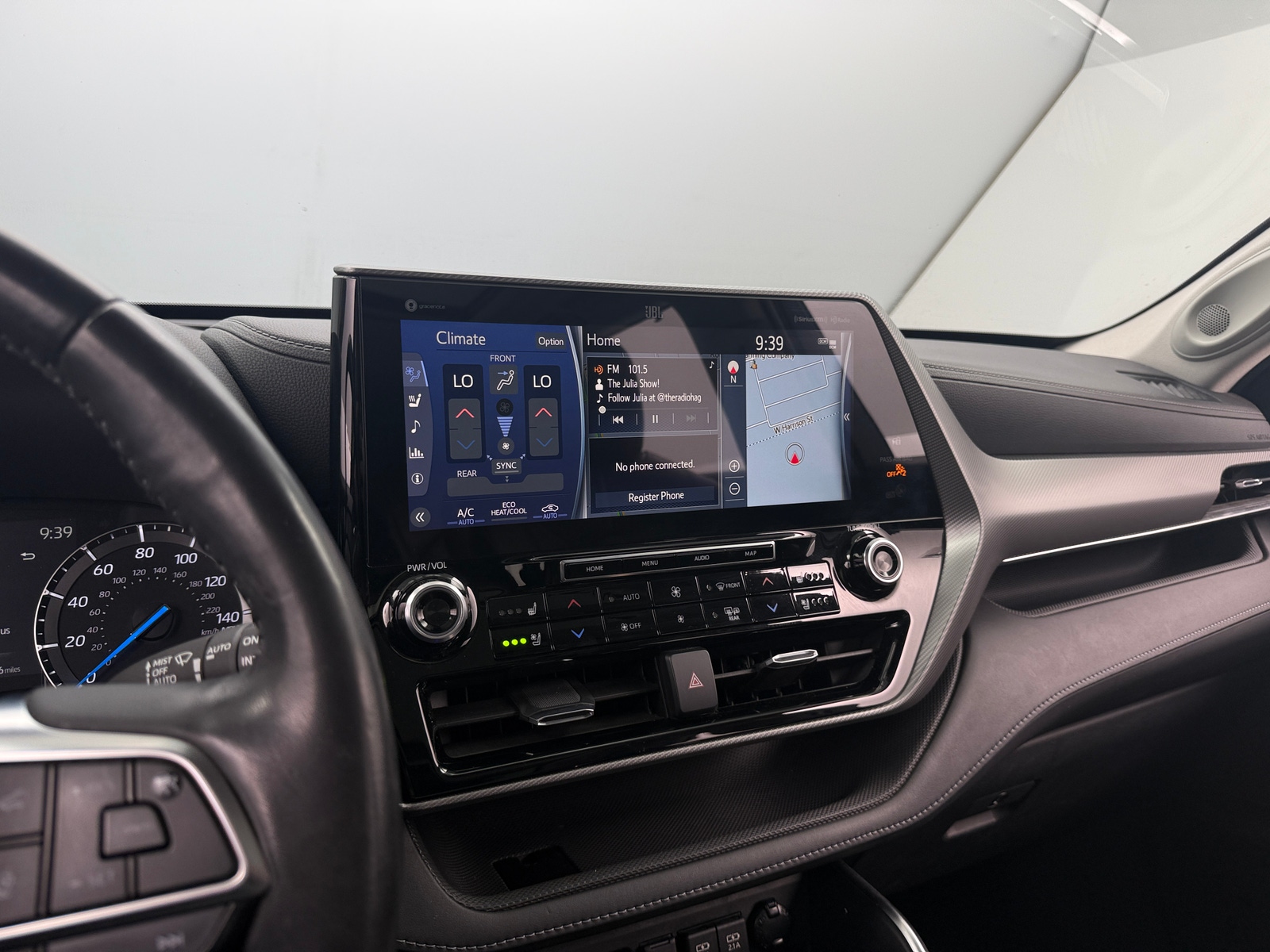 Thumbnail: 2020 Toyota Highlander - 3