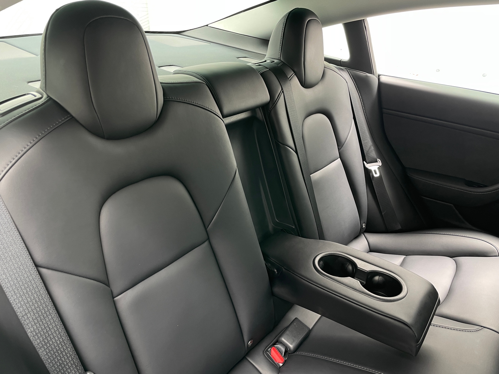 Thumbnail: 2020 Tesla Model 3 - 4