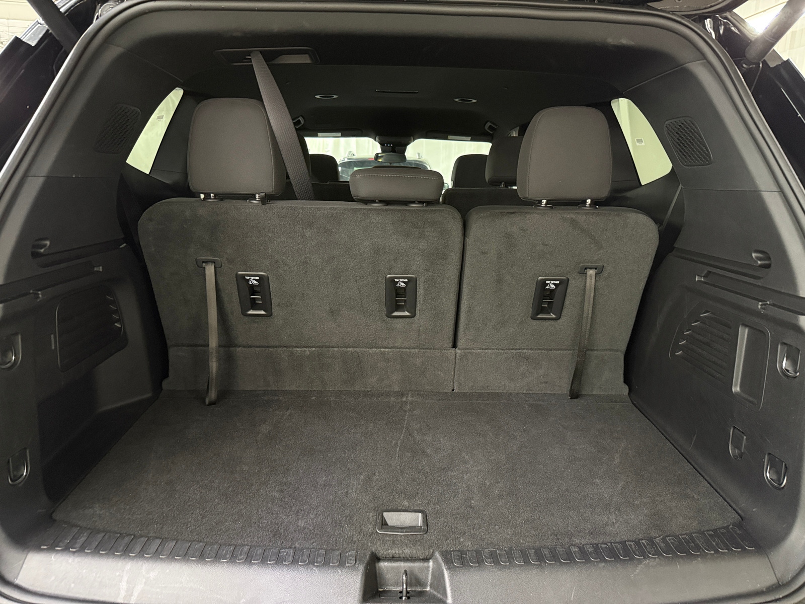 Thumbnail: 2025 GMC Acadia - 7