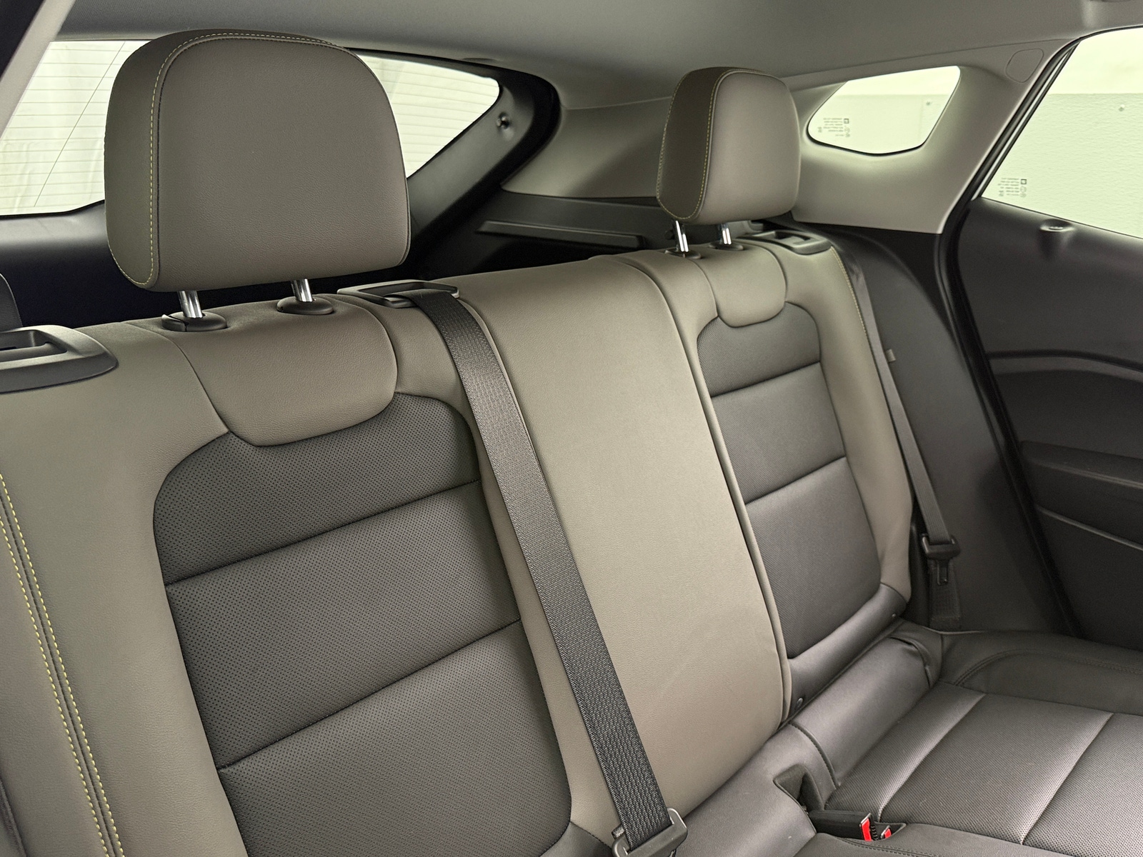 Thumbnail: 2025 Chevrolet Trax - 5