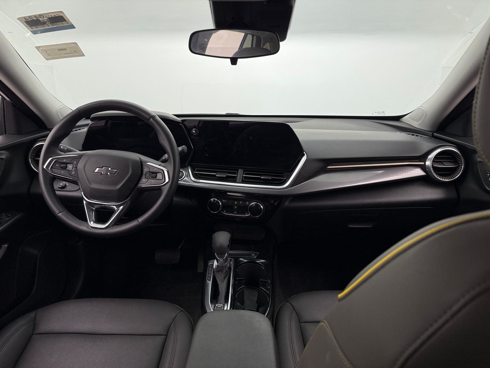 Thumbnail: 2025 Chevrolet Trax - 2