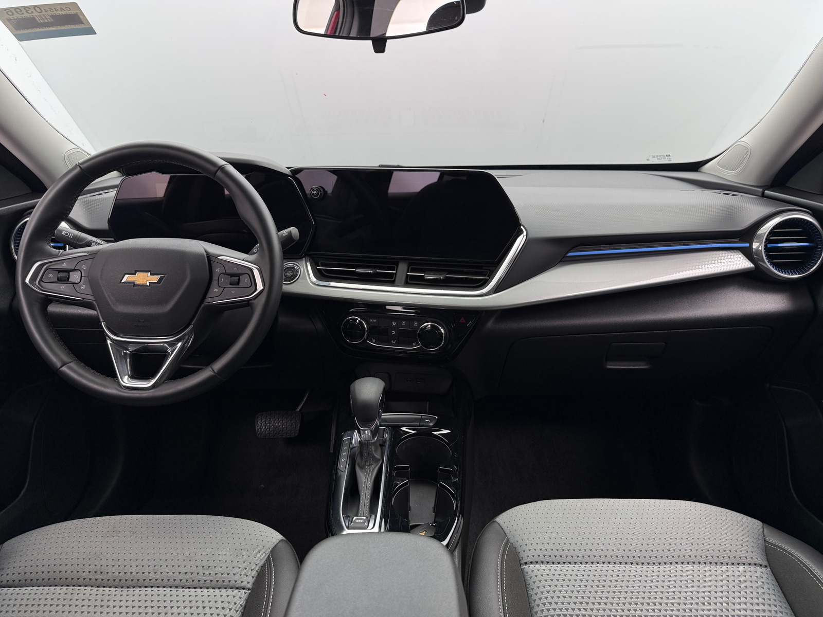 Thumbnail: 2025 Chevrolet Trax - 3