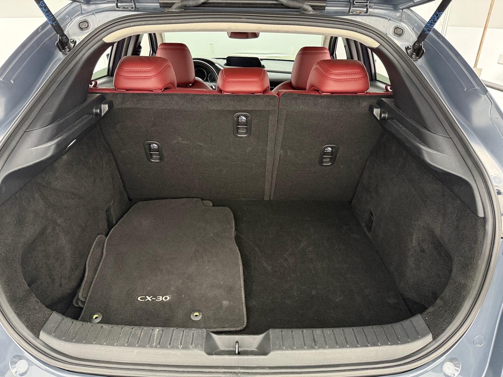 Thumbnail: 2025 Mazda CX-30 - 6