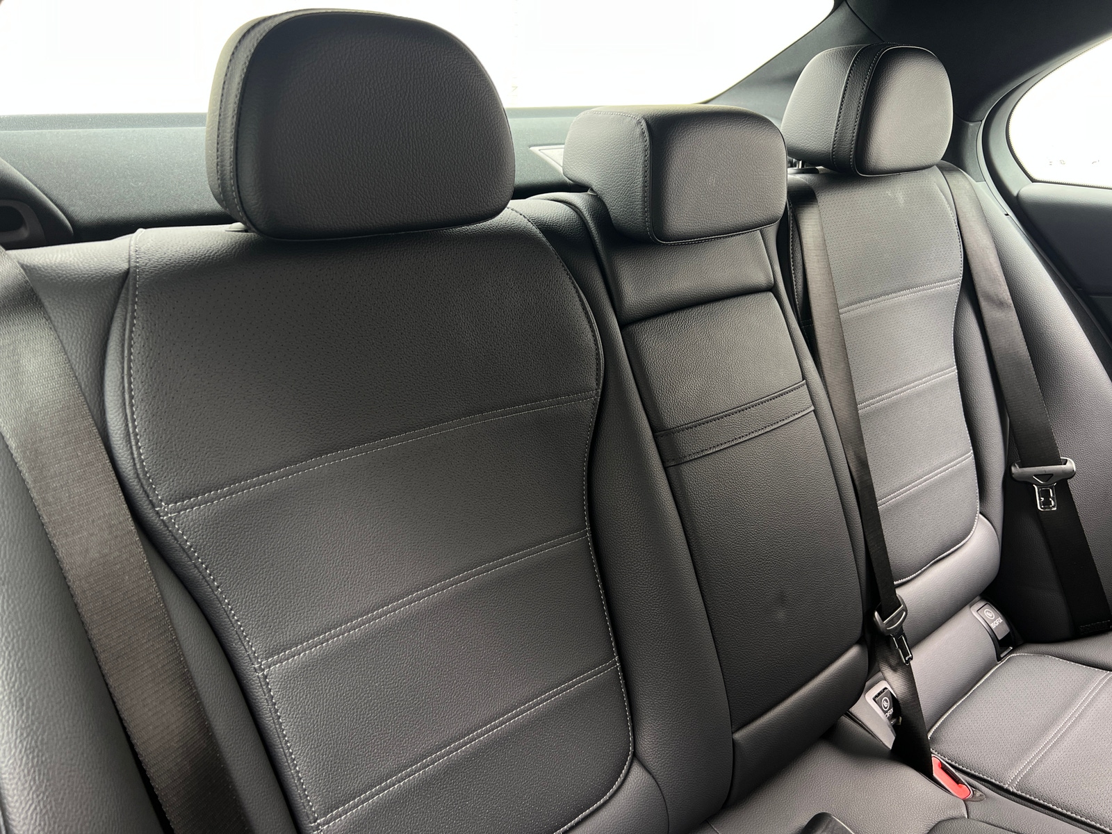 Thumbnail: 2024 Mercedes-Benz C-Class - 5