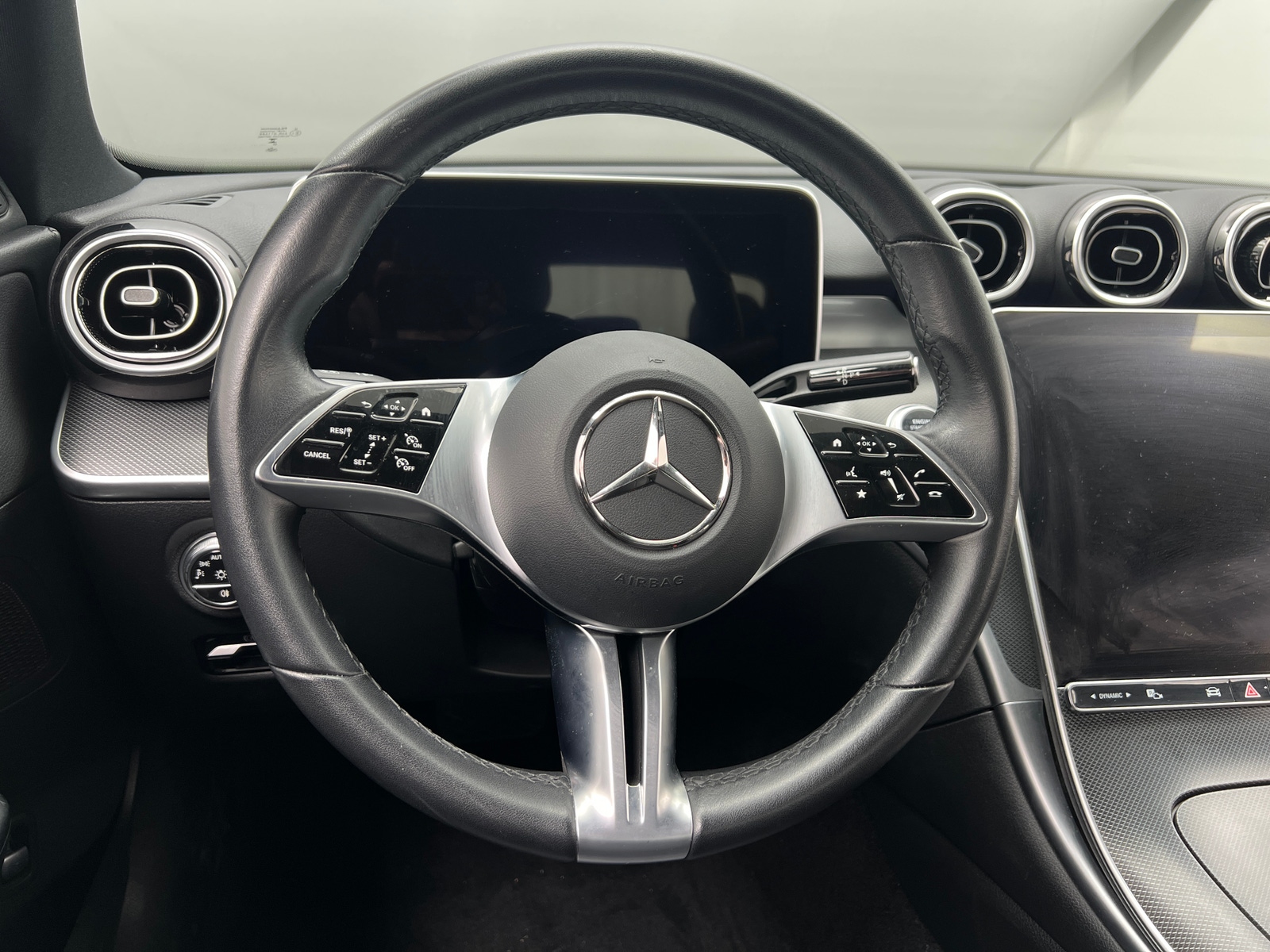 Thumbnail: 2024 Mercedes-Benz C-Class - 4