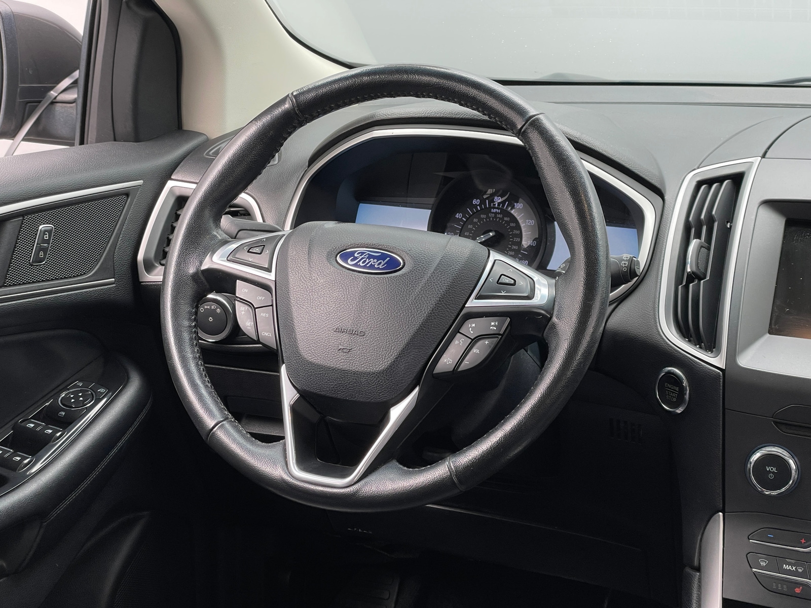 Thumbnail: 2015 Ford Edge - 5