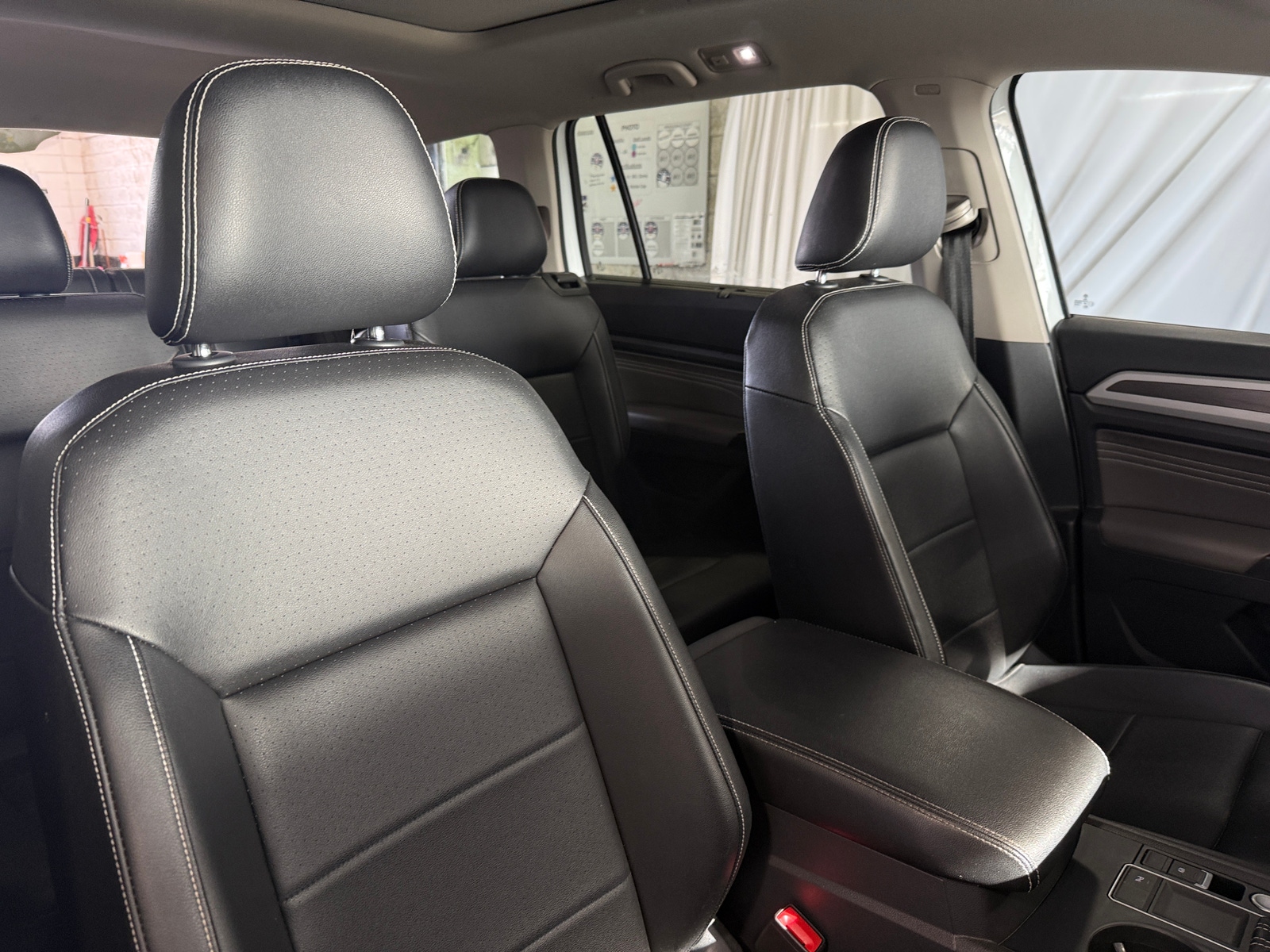 Thumbnail: 2021 Volkswagen Atlas - 2