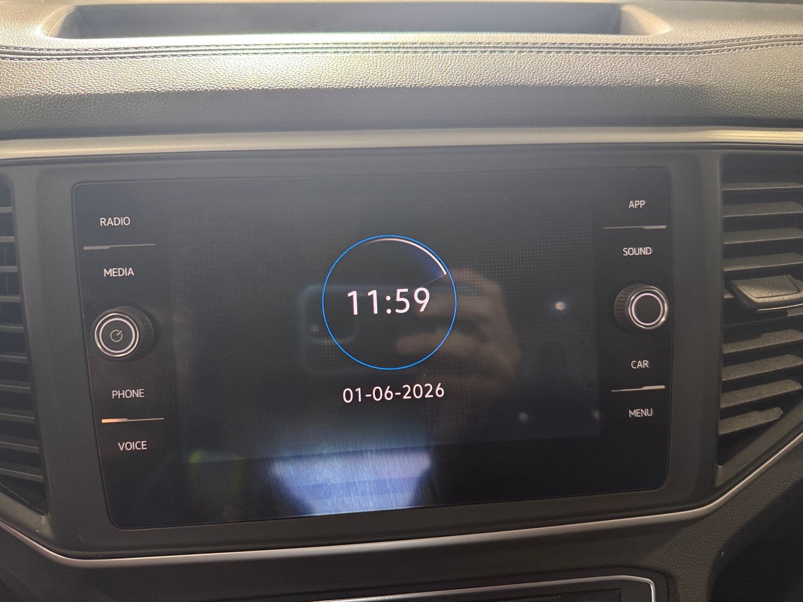 Thumbnail: 2021 Volkswagen Atlas - 4