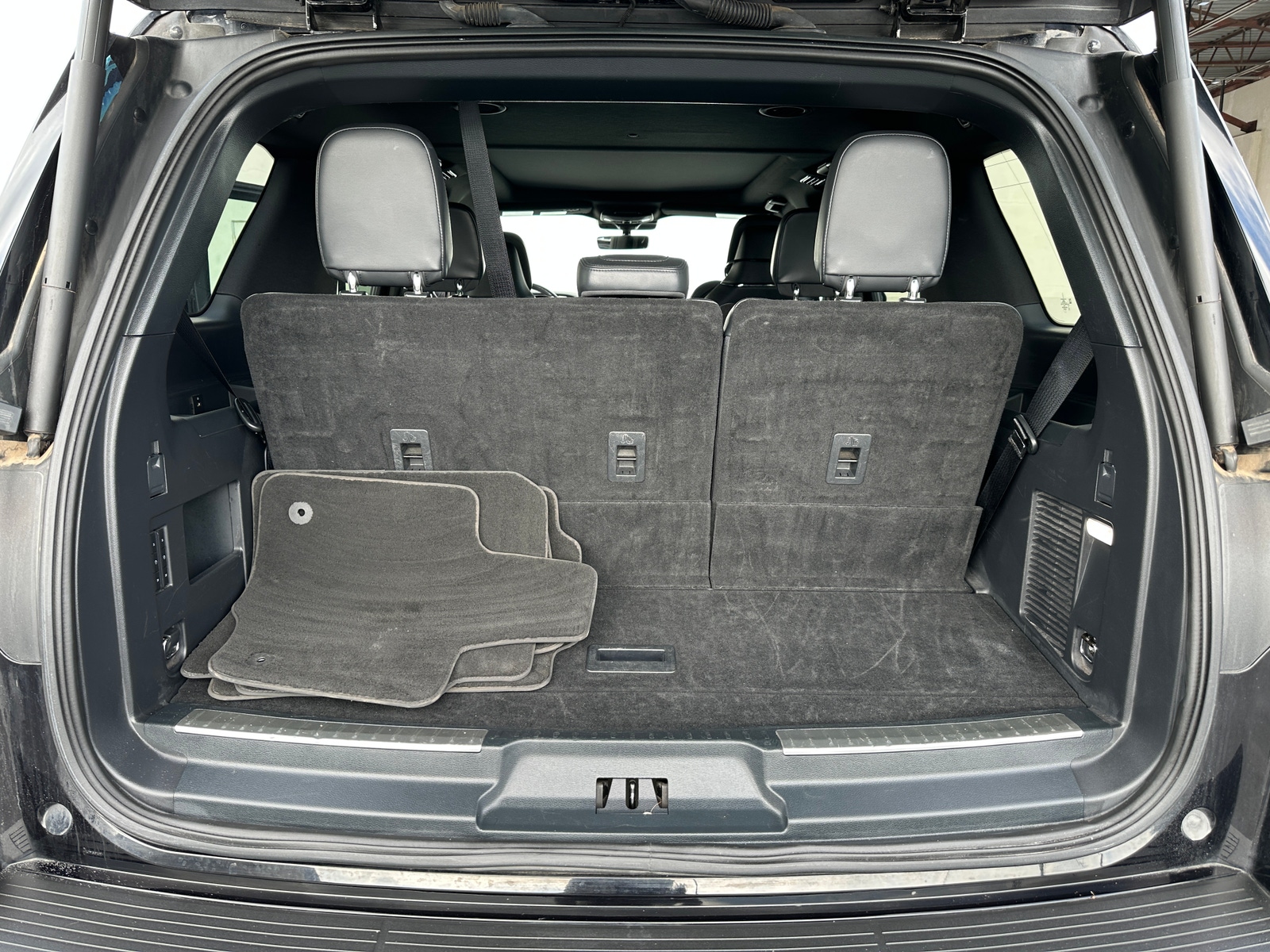 Thumbnail: 2024 Lincoln Navigator - 6