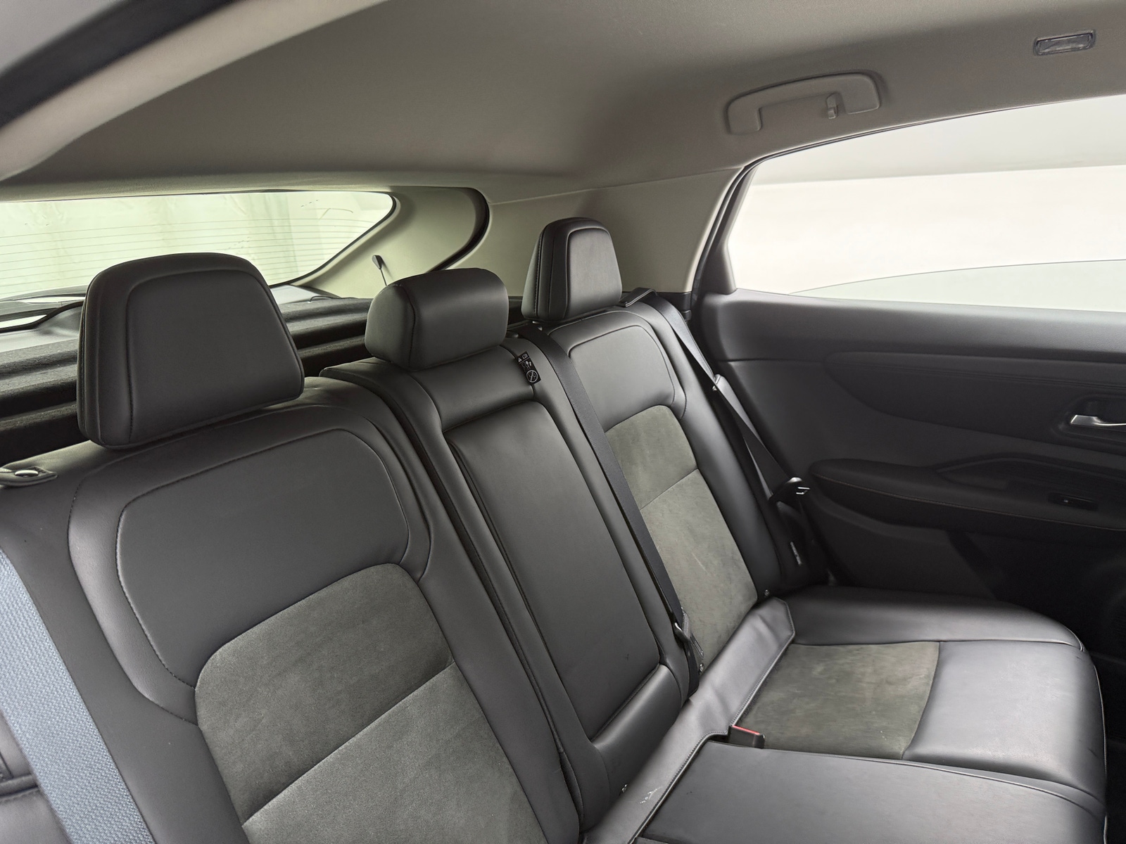 Thumbnail: 2024 Nissan Ariya - 5