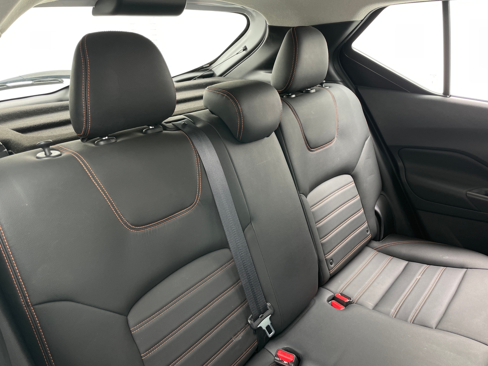 Thumbnail: 2019 Nissan Kicks - 6