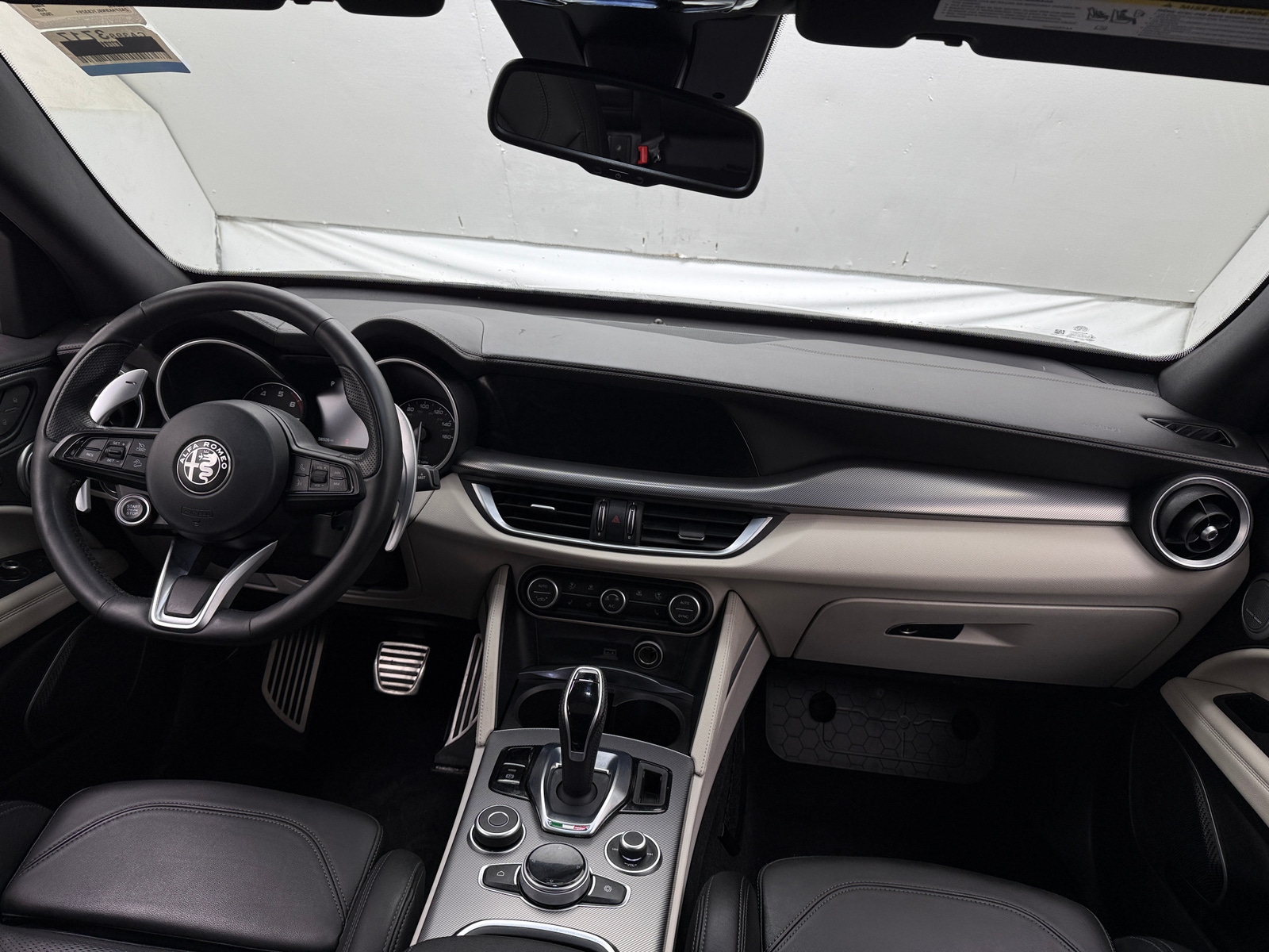 Thumbnail: 2020 Alfa Romeo Stelvio - 2