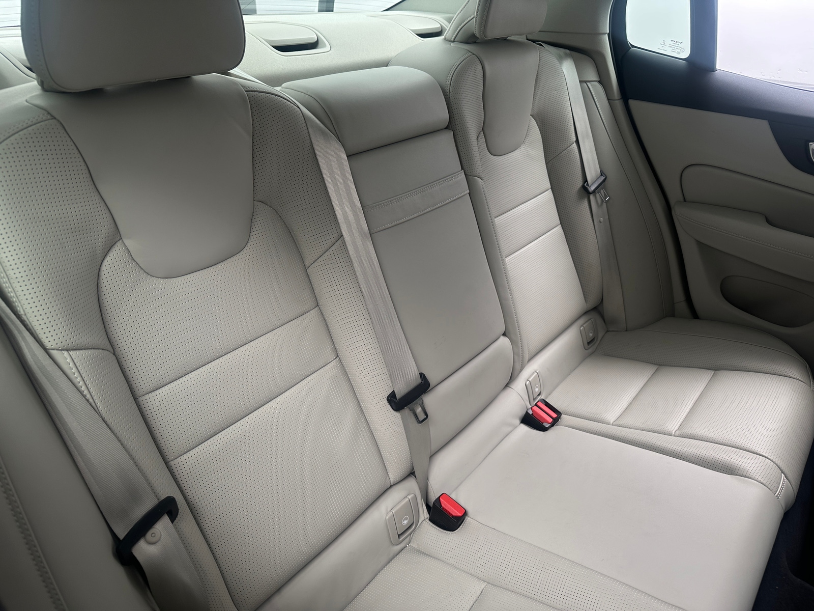 Thumbnail: 2019 Volvo S60 - 5