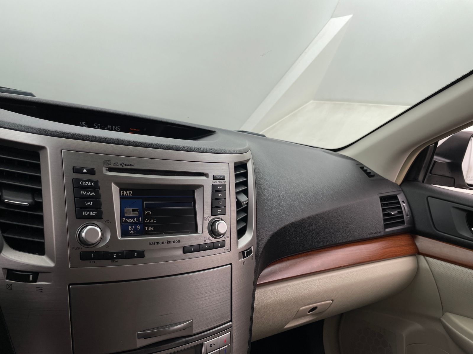 Thumbnail: 2014 Subaru Outback - 3