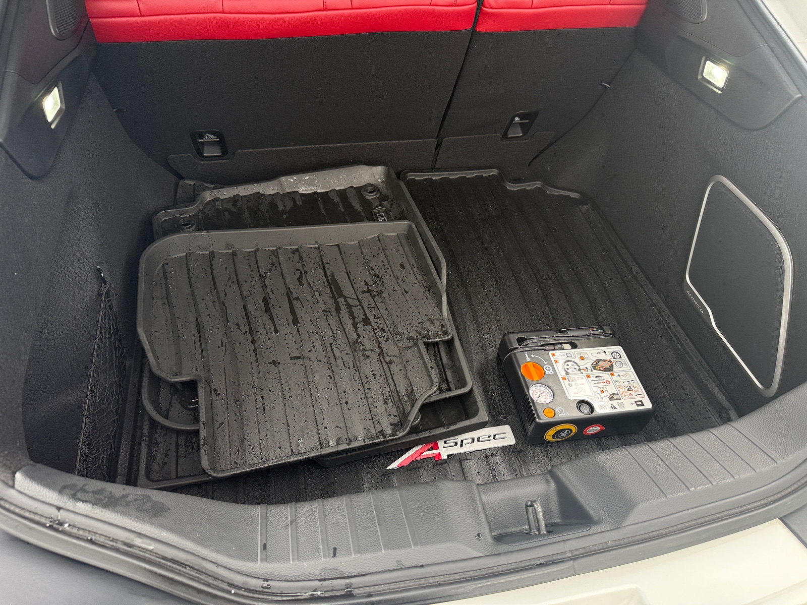 Thumbnail: 2025 Acura Integra - 6