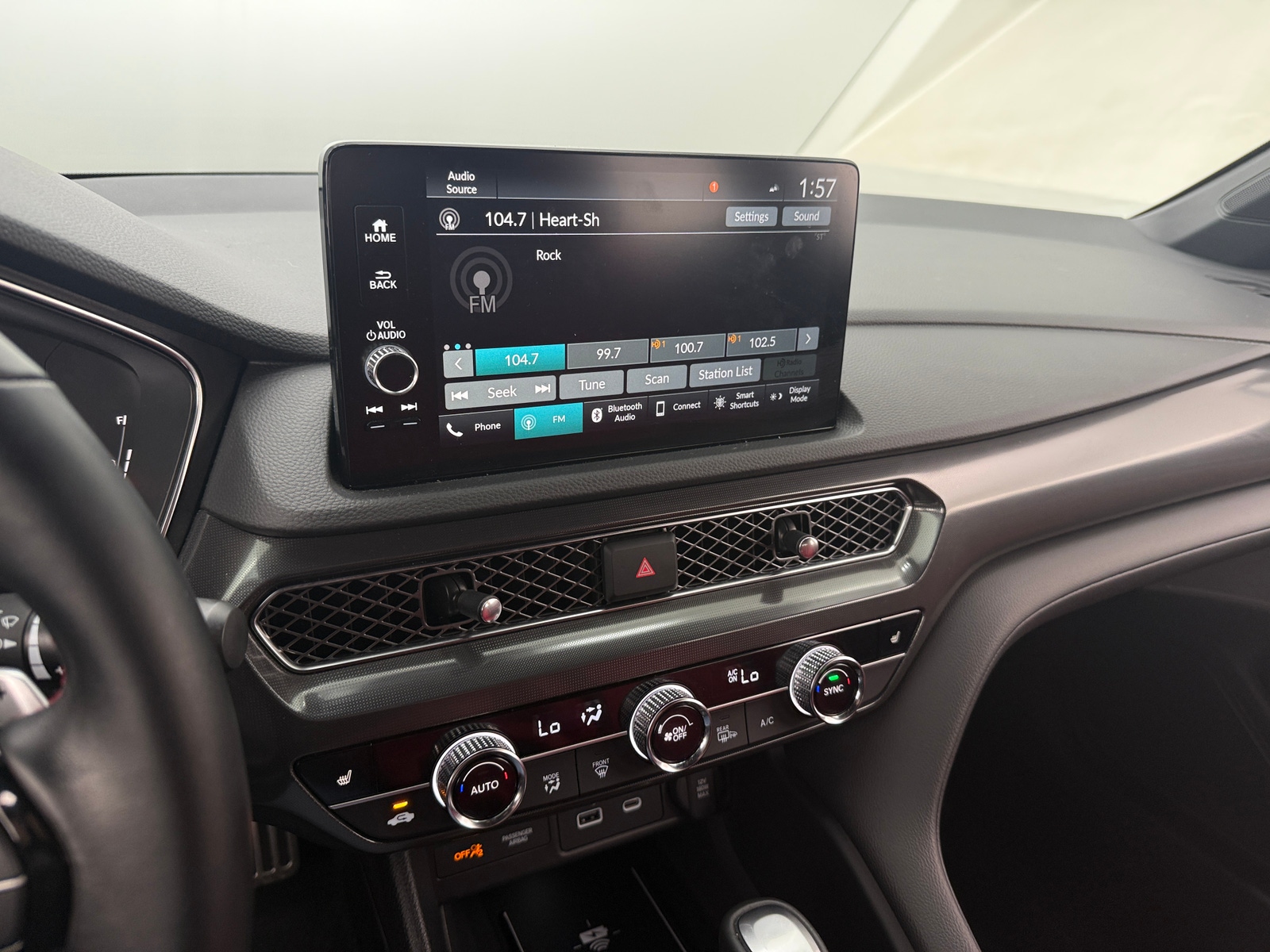 Thumbnail: 2025 Acura Integra - 3