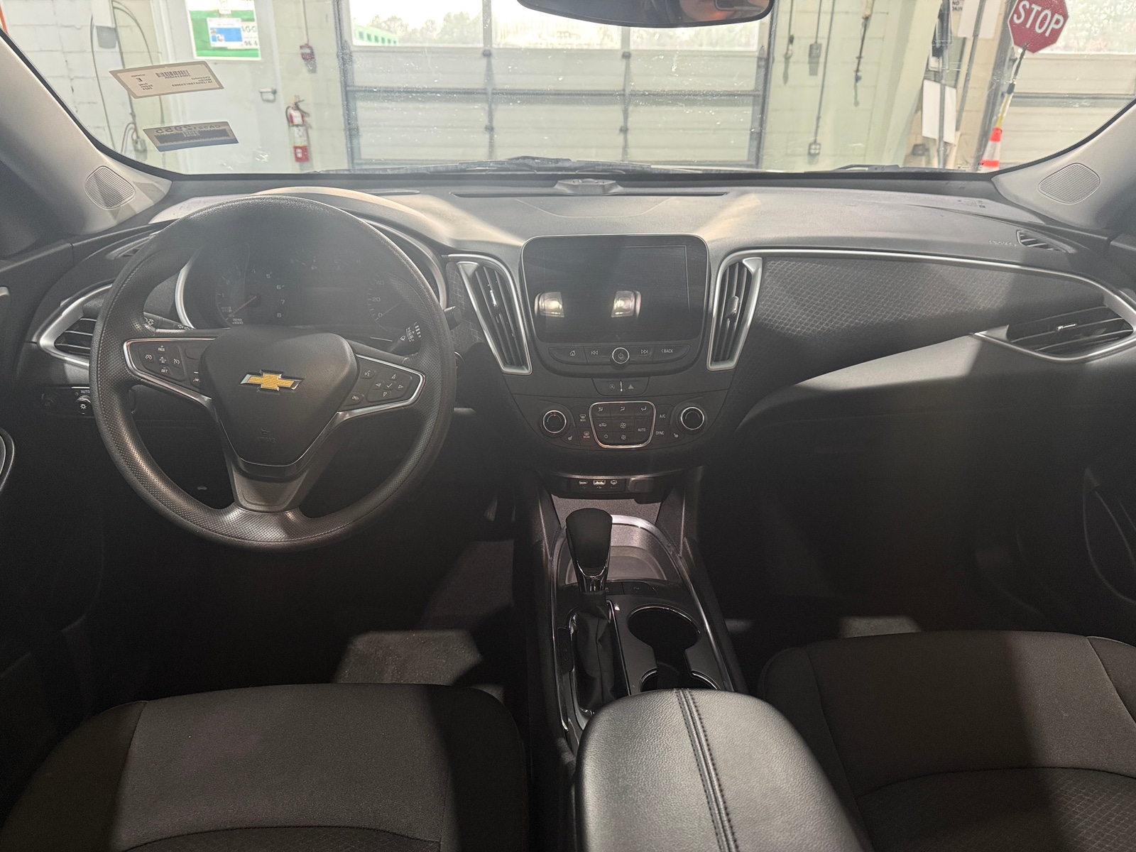 Thumbnail: 2024 Chevrolet Malibu - 3