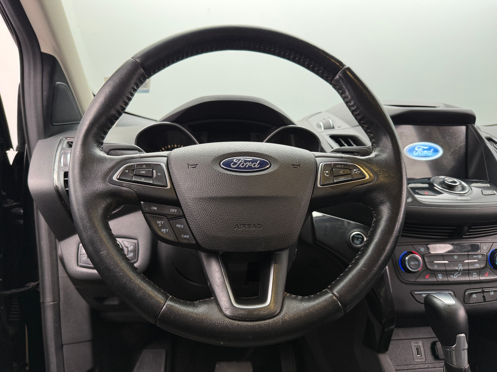 Thumbnail: 2017 Ford Escape - 4