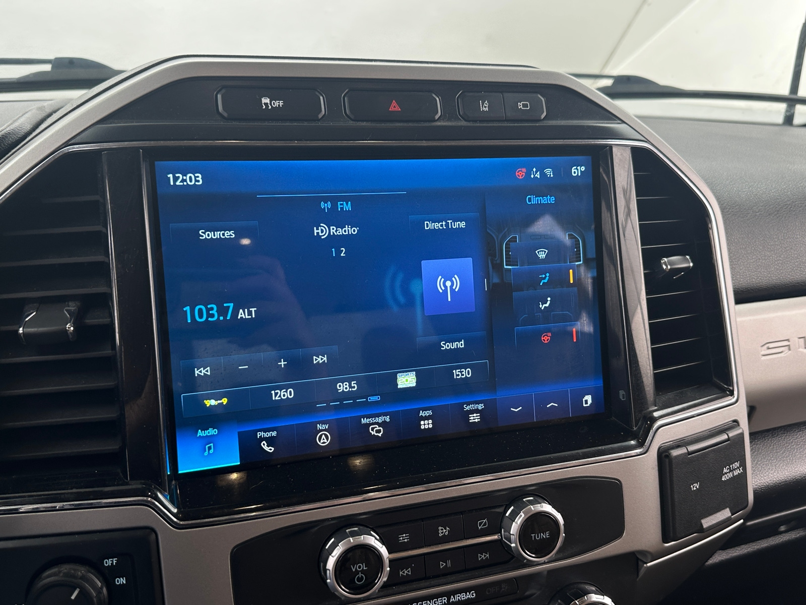 Thumbnail: 2022 Ford Econoline - 3